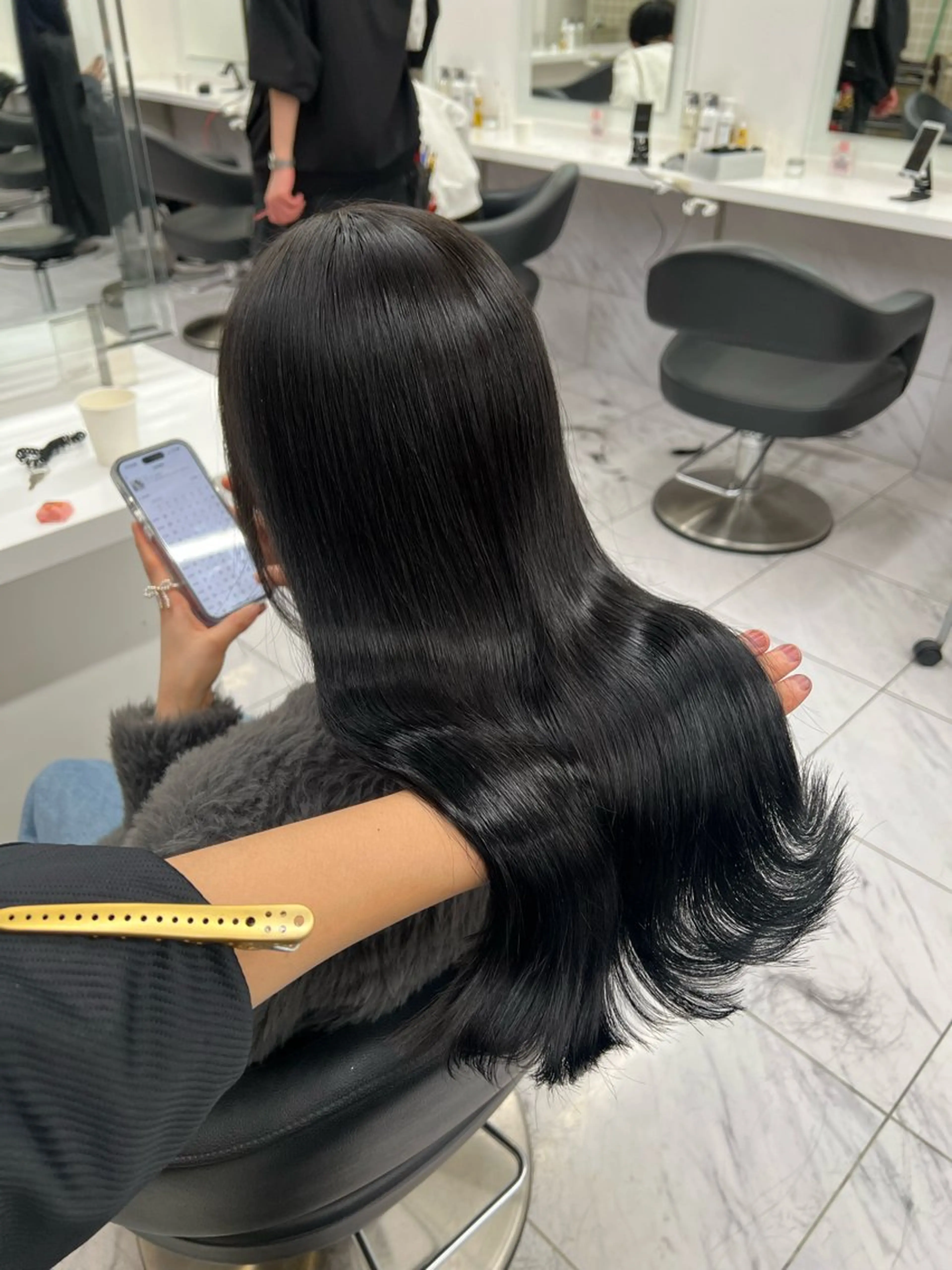 ミディアム カラー ヘアカラー 韓国レイヤーカット /ダブルカラーのヘアスタイル