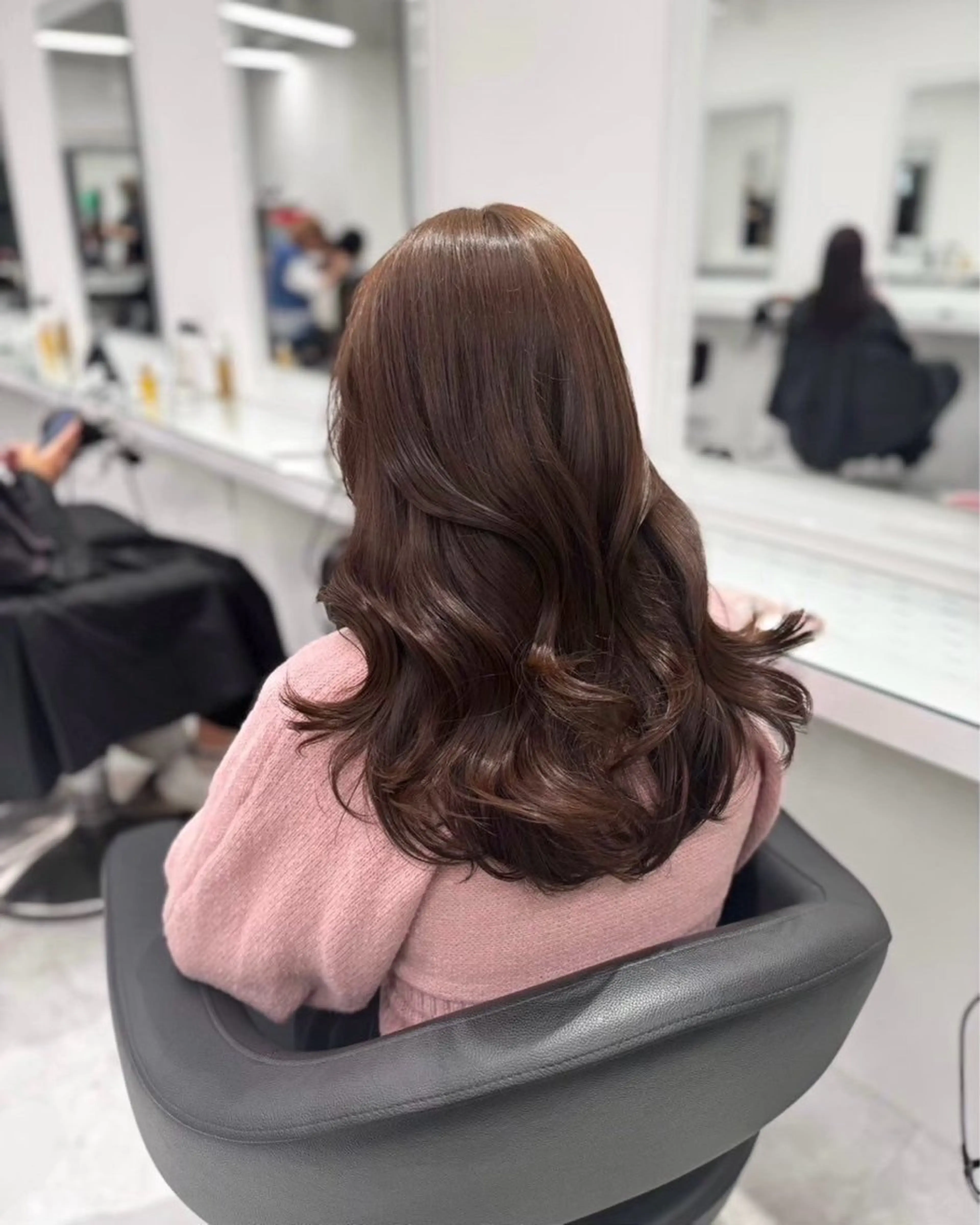 セミロング カラー ヘアアレンジ 盛れる暖色カラー sayaka🎀のヘアスタイル