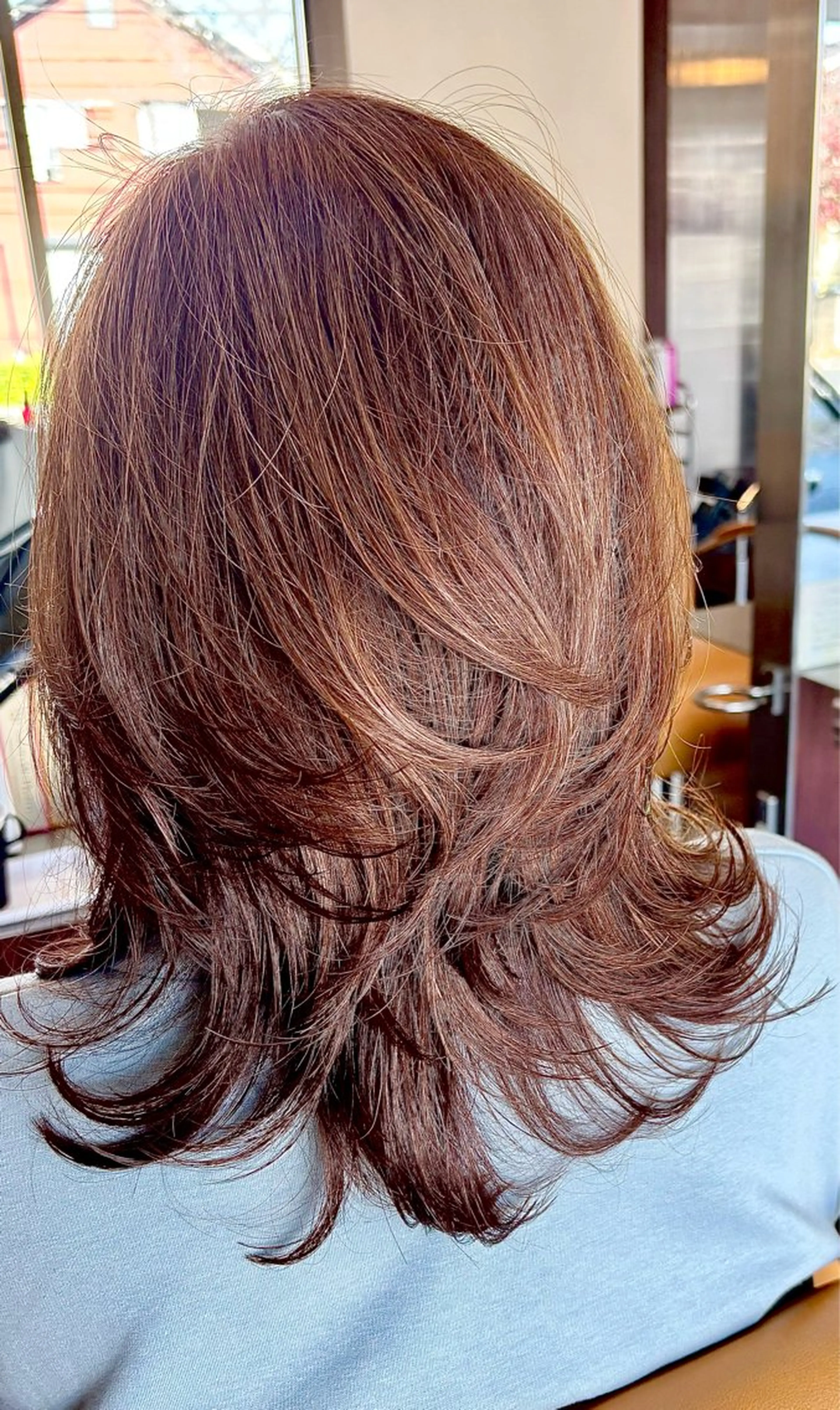 ミディアム カット ヘアカラー トリートメント 鈴木 千恵子のヘアスタイル