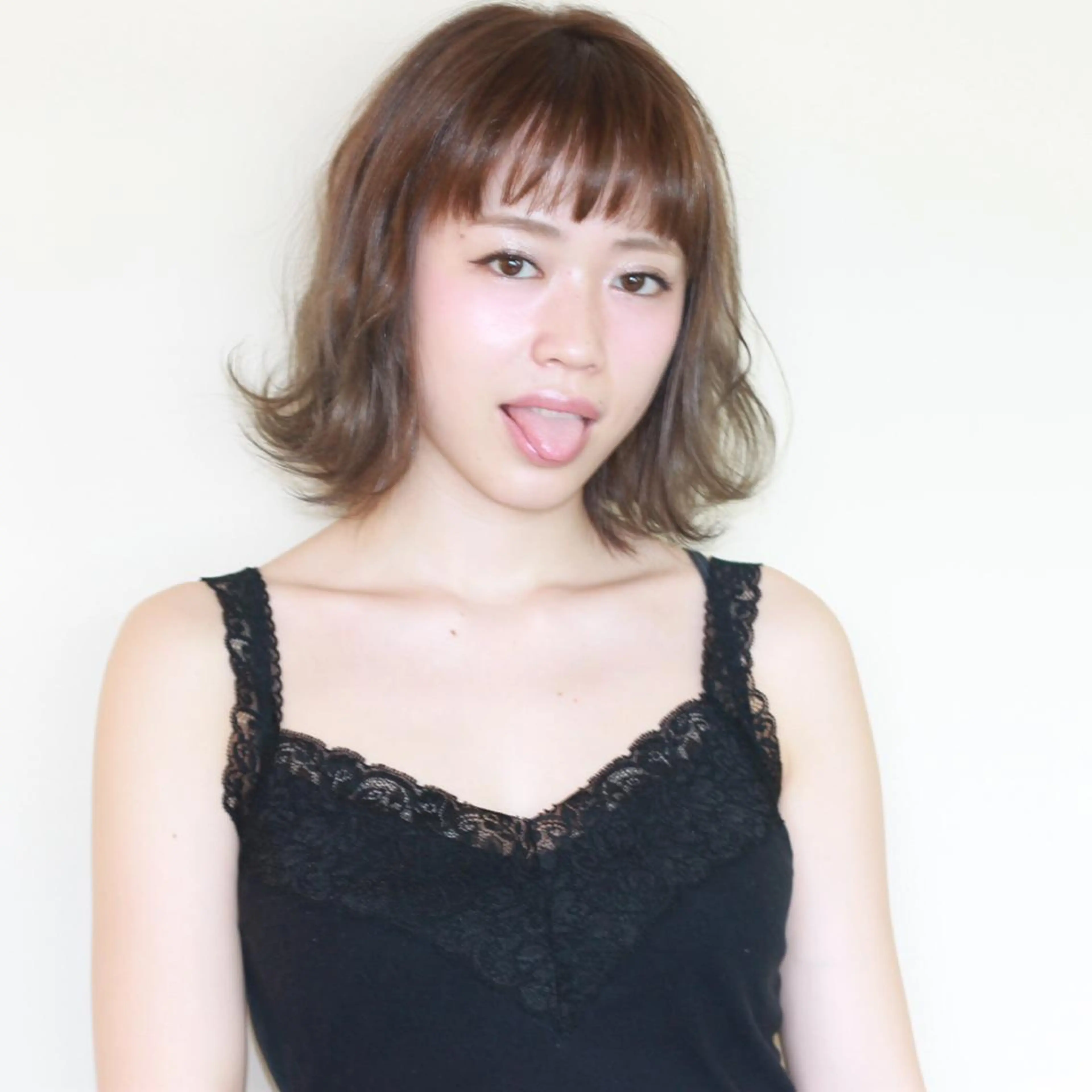 ショート カラー ボブ 上川 美幸のヘアスタイル