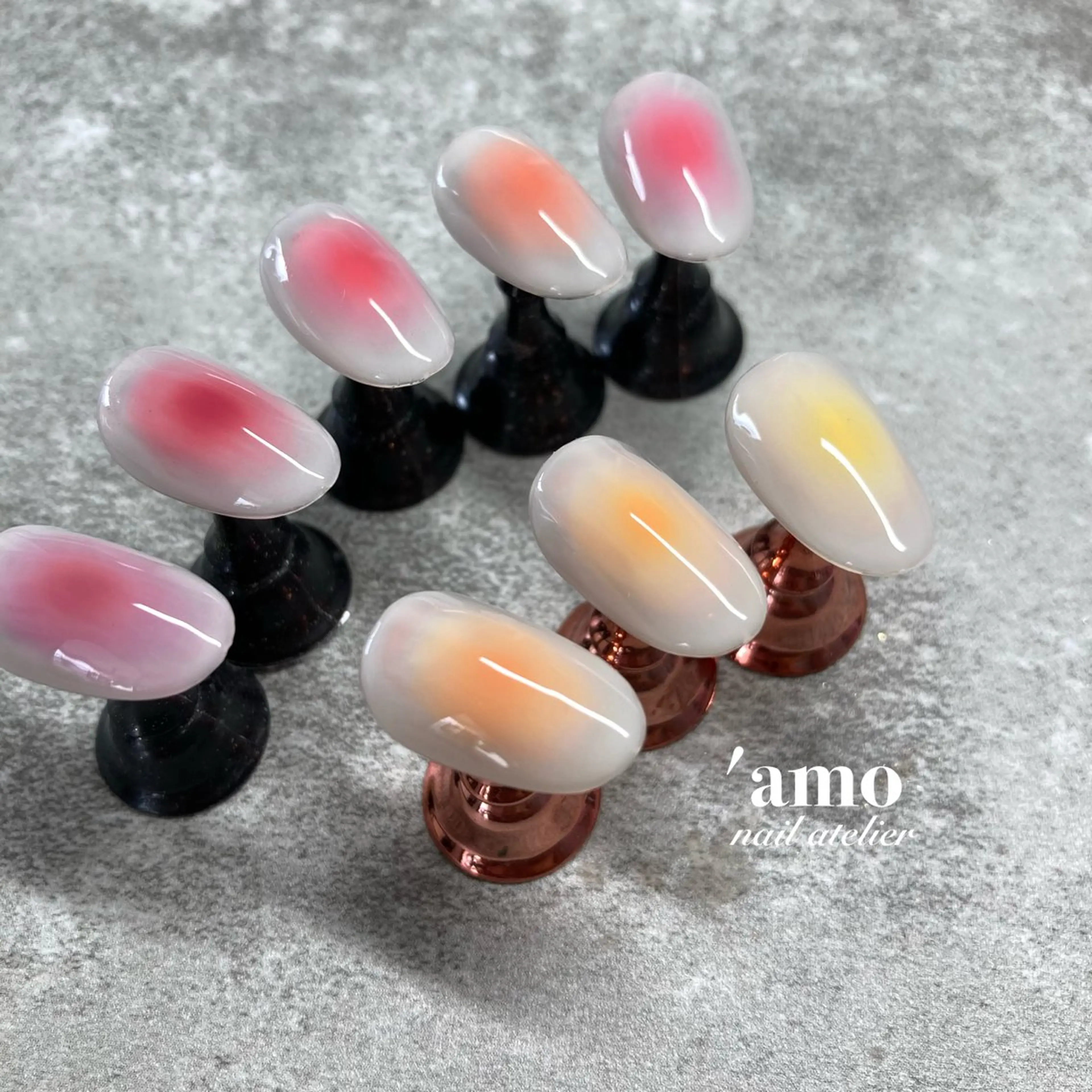 ネイル チークネイル フットネイル ジェルネイル ニュアンスネイル パラジェル 'amo nail atelierのネイルデザイン