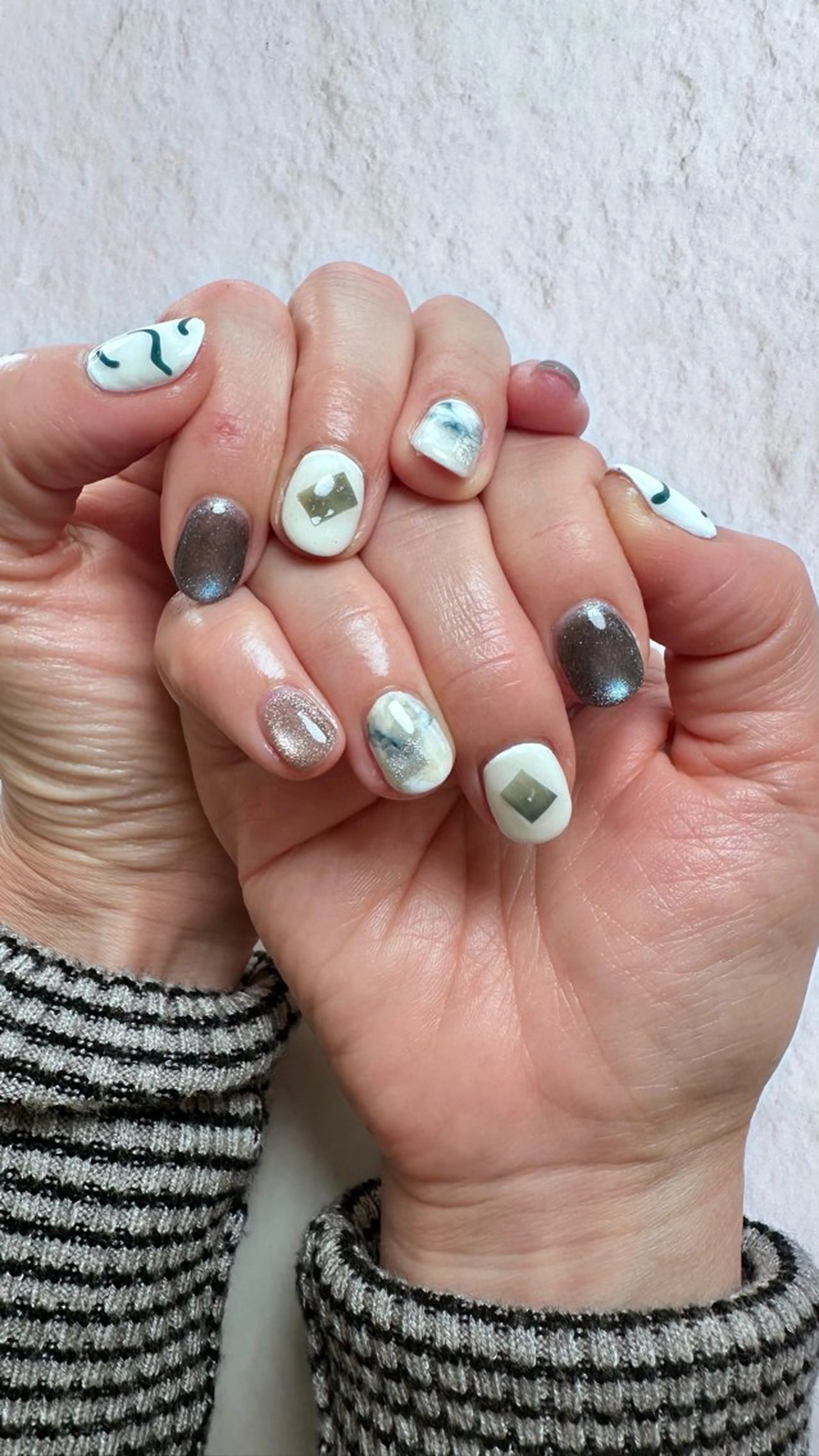 ネイル ニュアンスネイル ハンドネイル ハンドケア Atelier Ariのネイルデザイン