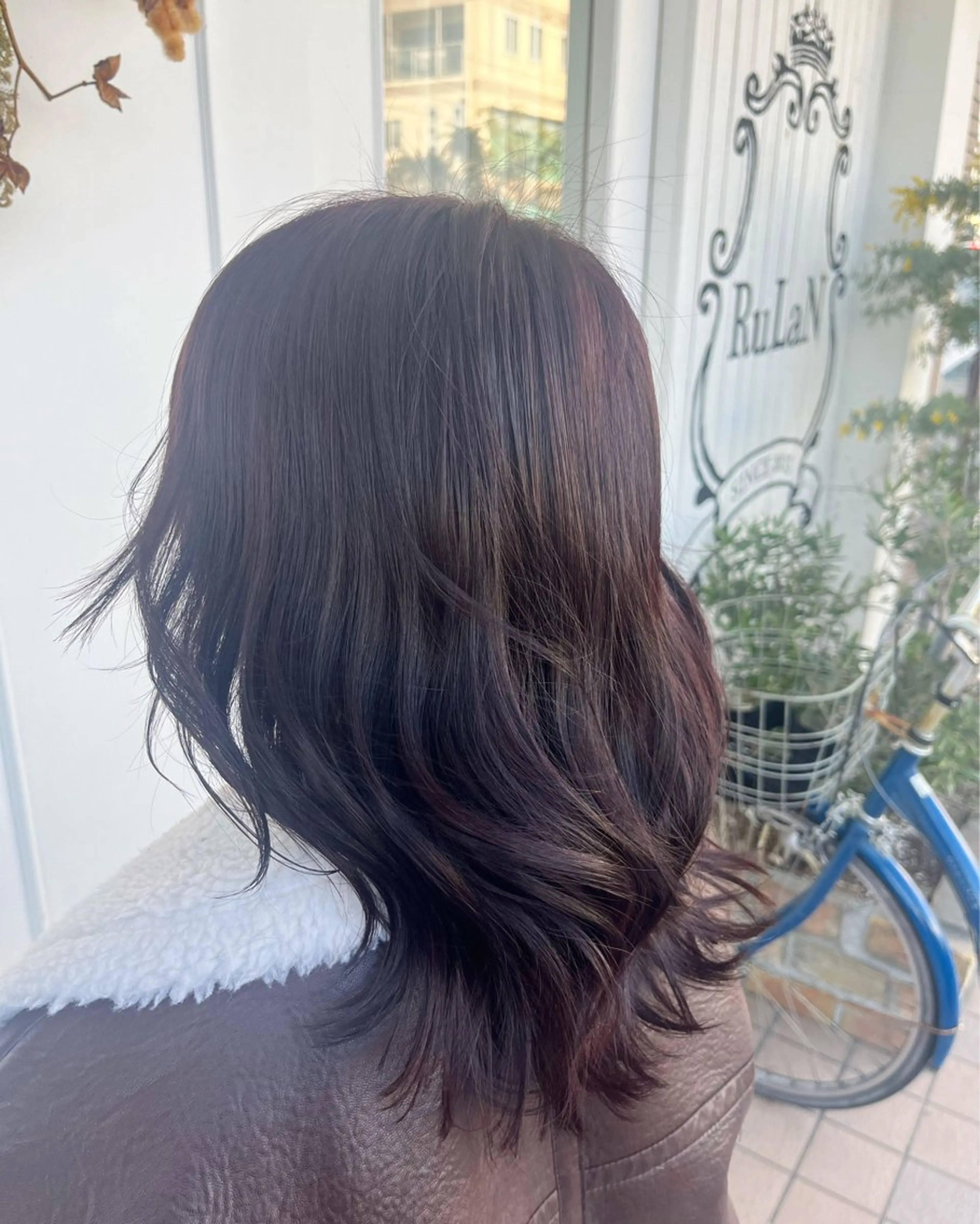 セミロング カラー バイオレットカラー ヘアカラー トリートメント RuLaN AMIのヘアスタイル