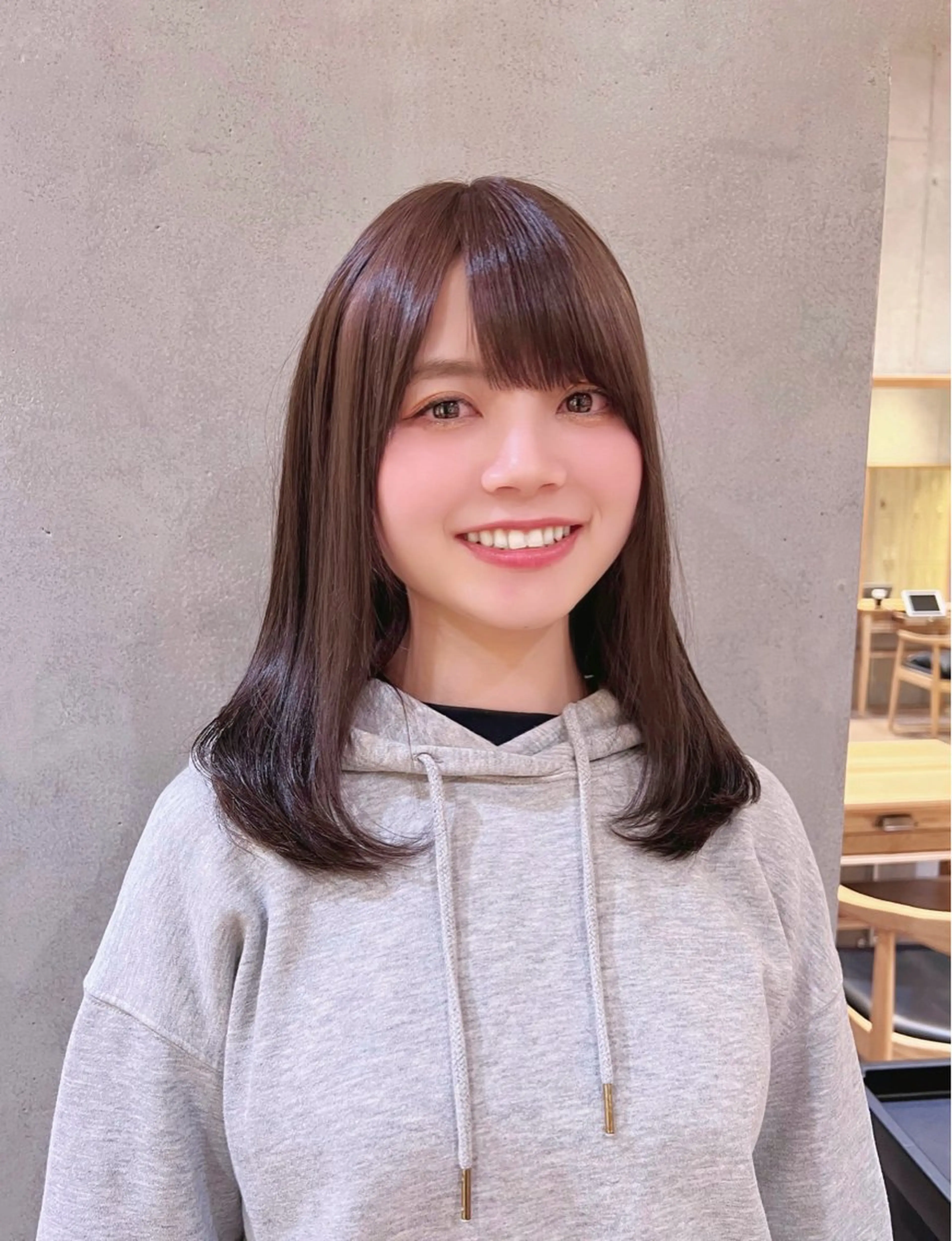 ミディアム Say.石川葵 ショートボブ前髪のヘアスタイル