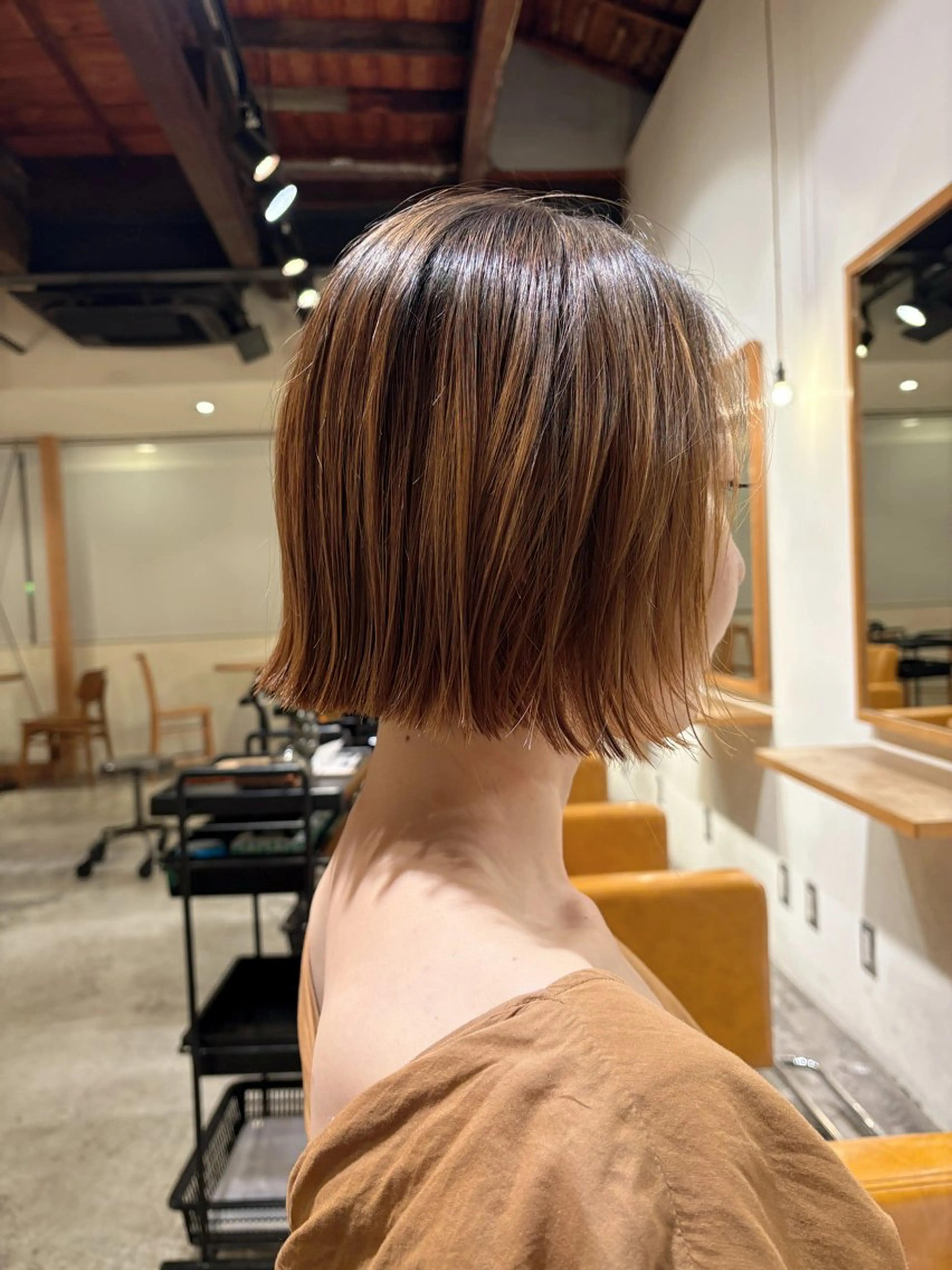 ミディアム ボブ 小顔カット 外ハネヘア TONAI  atil所属・切りっぱなしボブ/ 三瀬翔のヘアスタイル