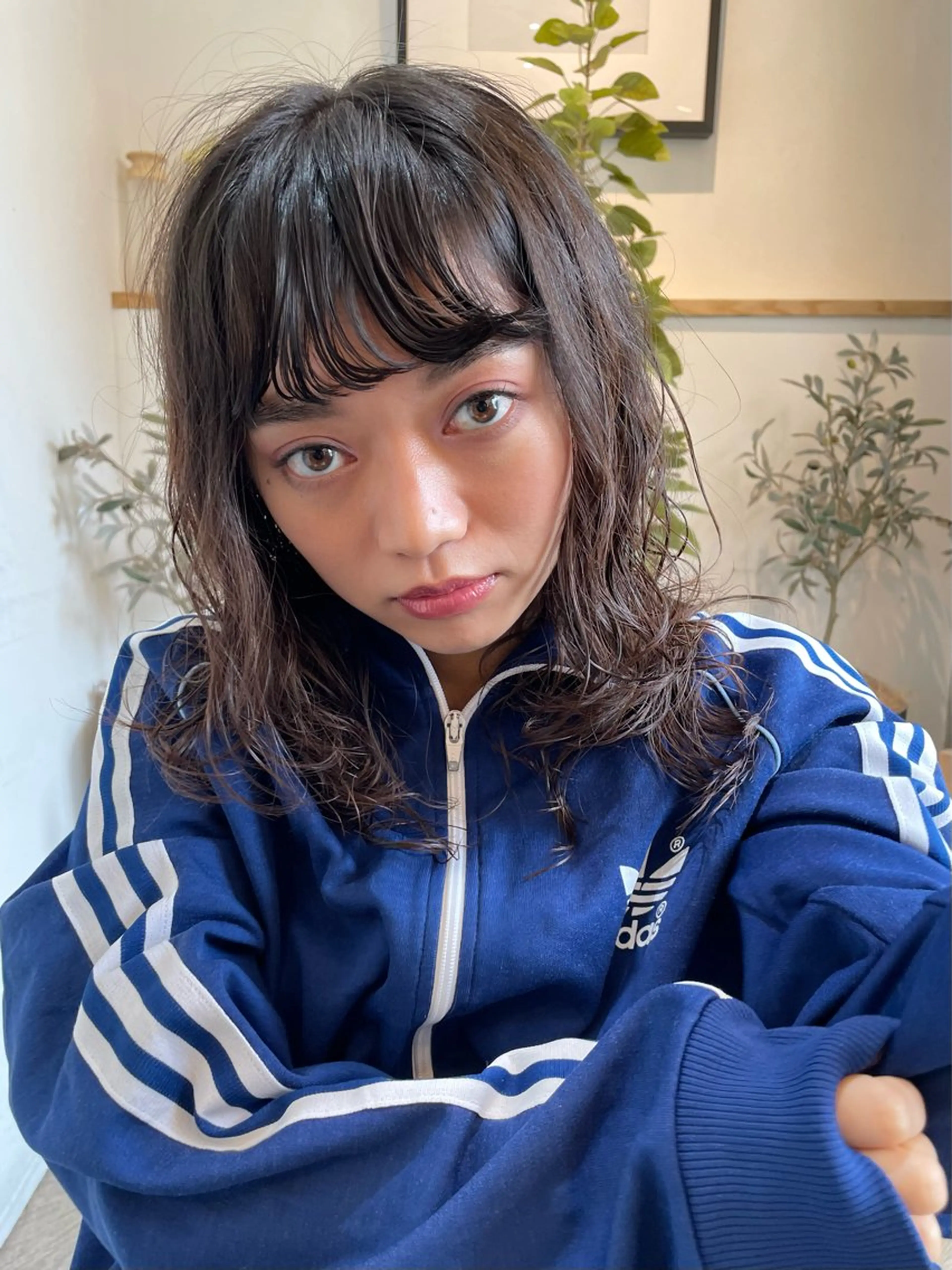 ミディアム パーマ ミディアムレイヤー ミディアムパーマ レイヤーカット Kouta/似合わせ /パーマ/カラーのヘアスタイル