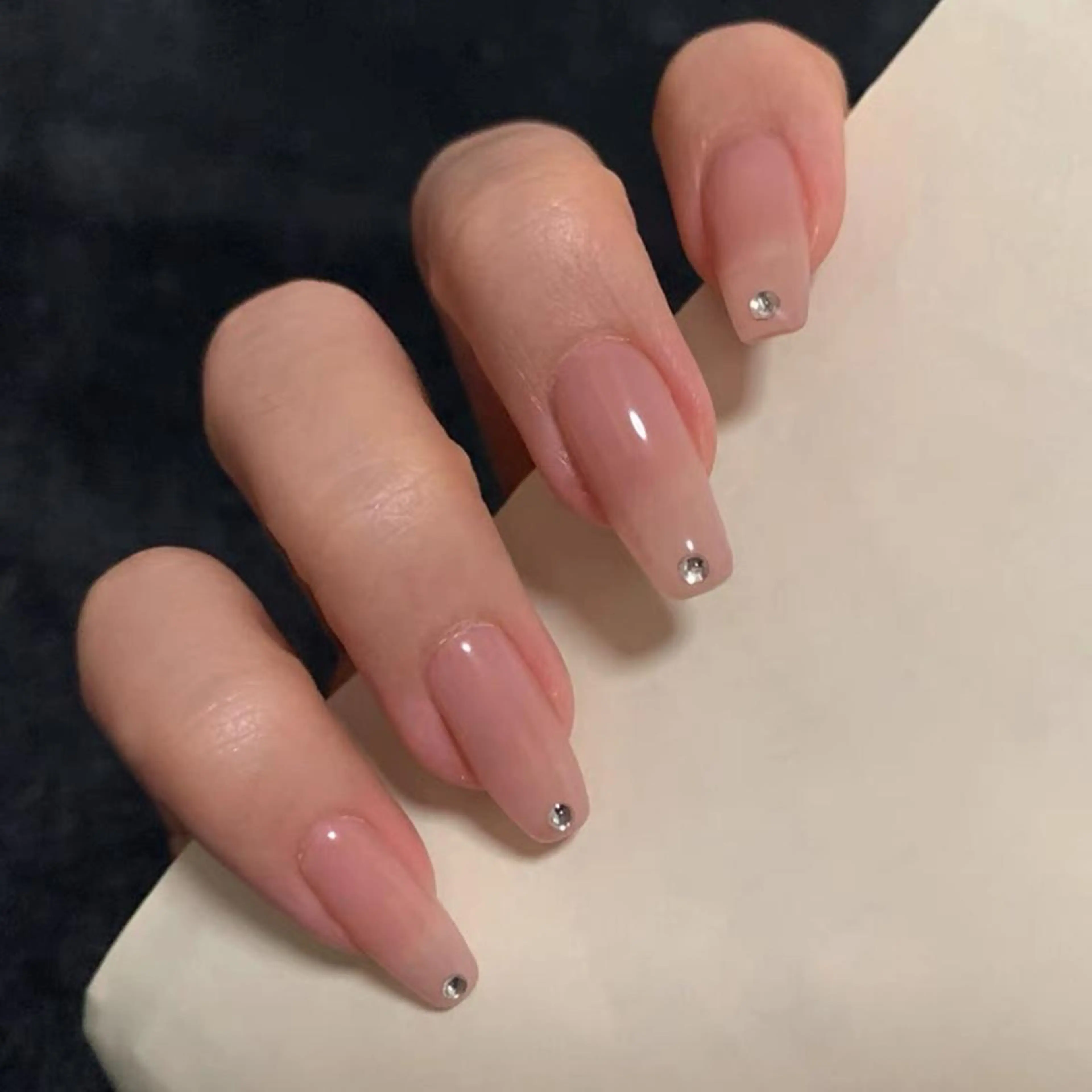 ネイル 大塚眉毛|ハンドケア |肌管理の眉毛・アイブロウイメージ