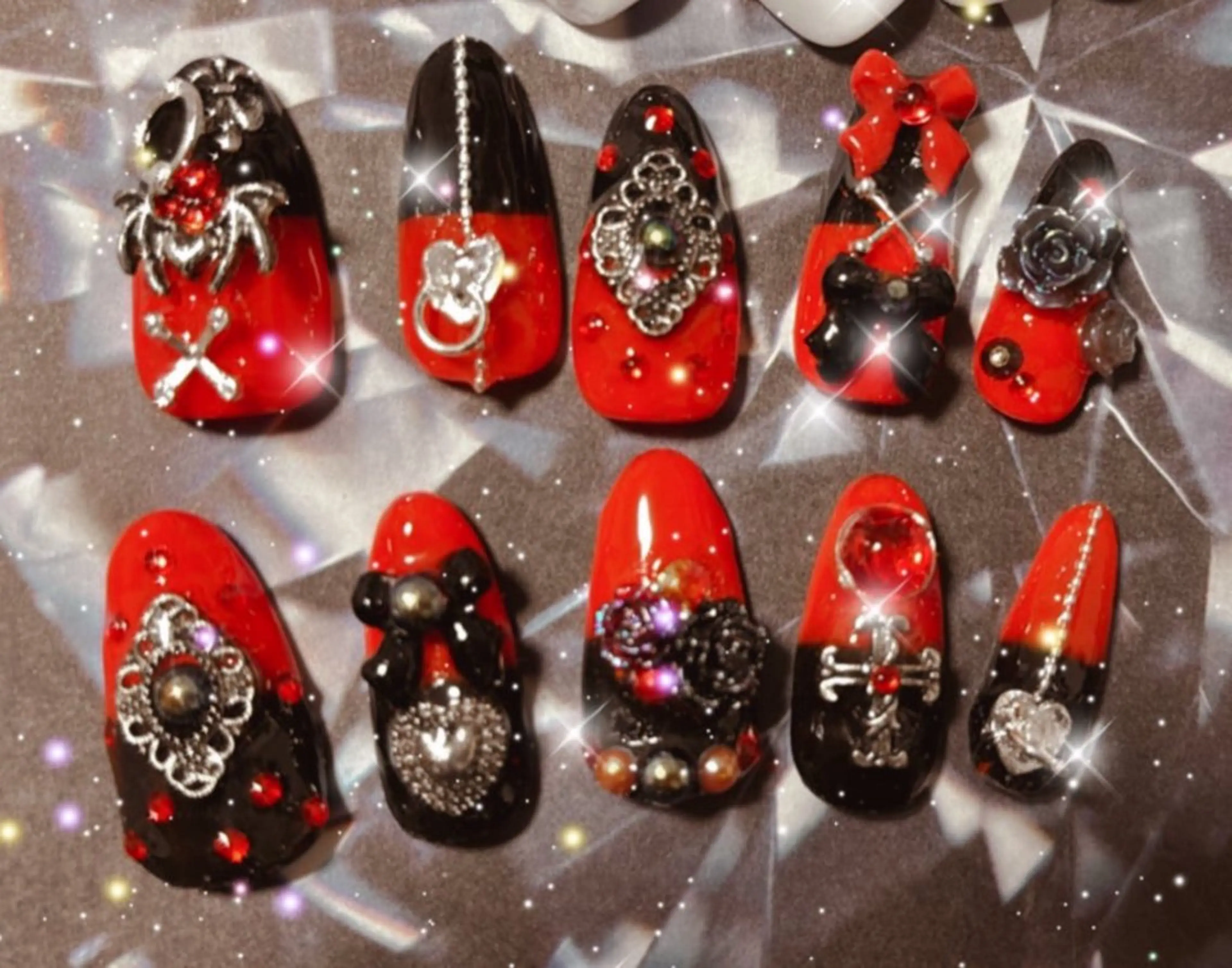 ネイル ネイルチップ NailSalona.k.a所属・k CHIORIのネイルデザイン