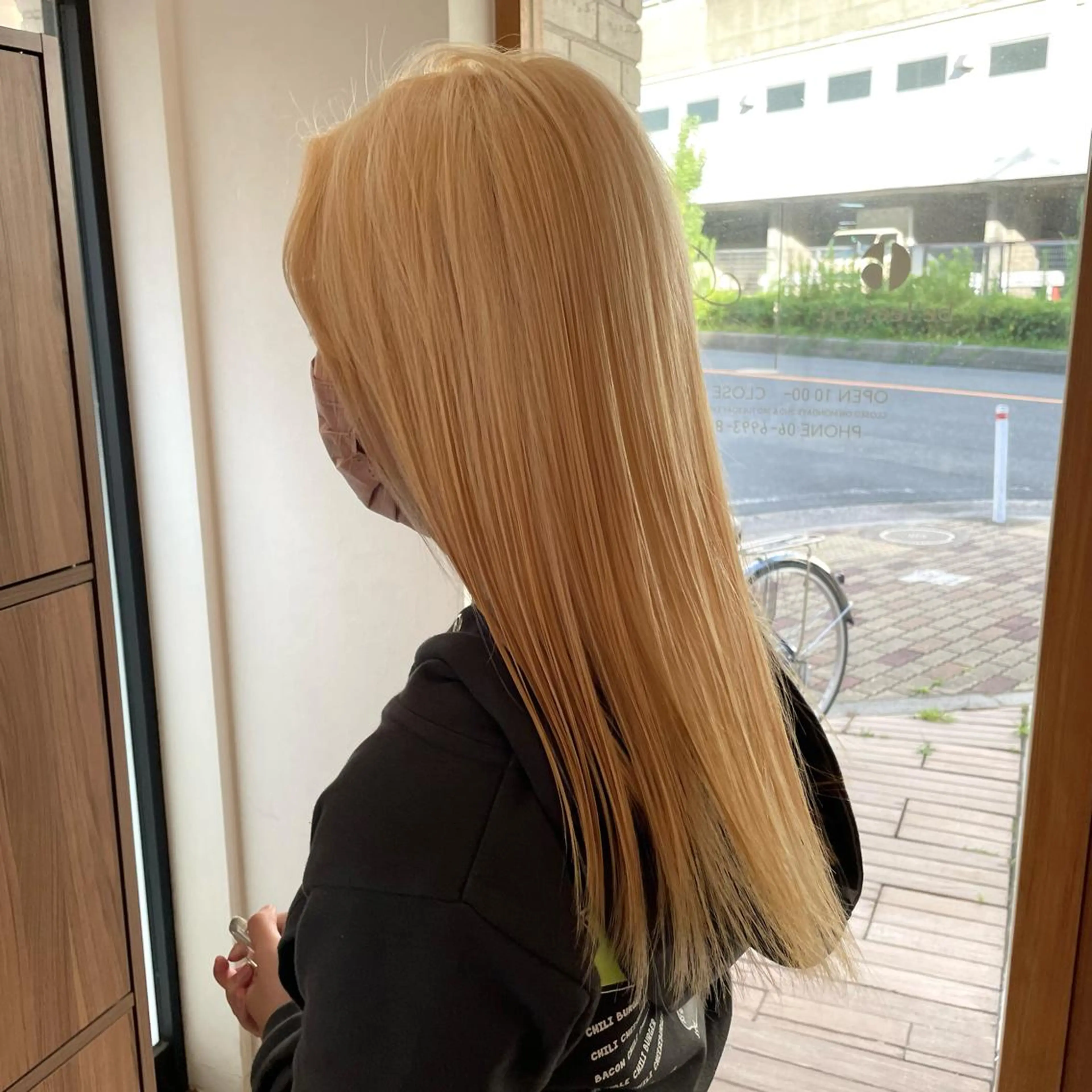 ロング カラー ヘアアレンジ ブロンド ヘアカラー トリートメント 🎗秋山勇 /三宮指名No.1のヘアスタイル