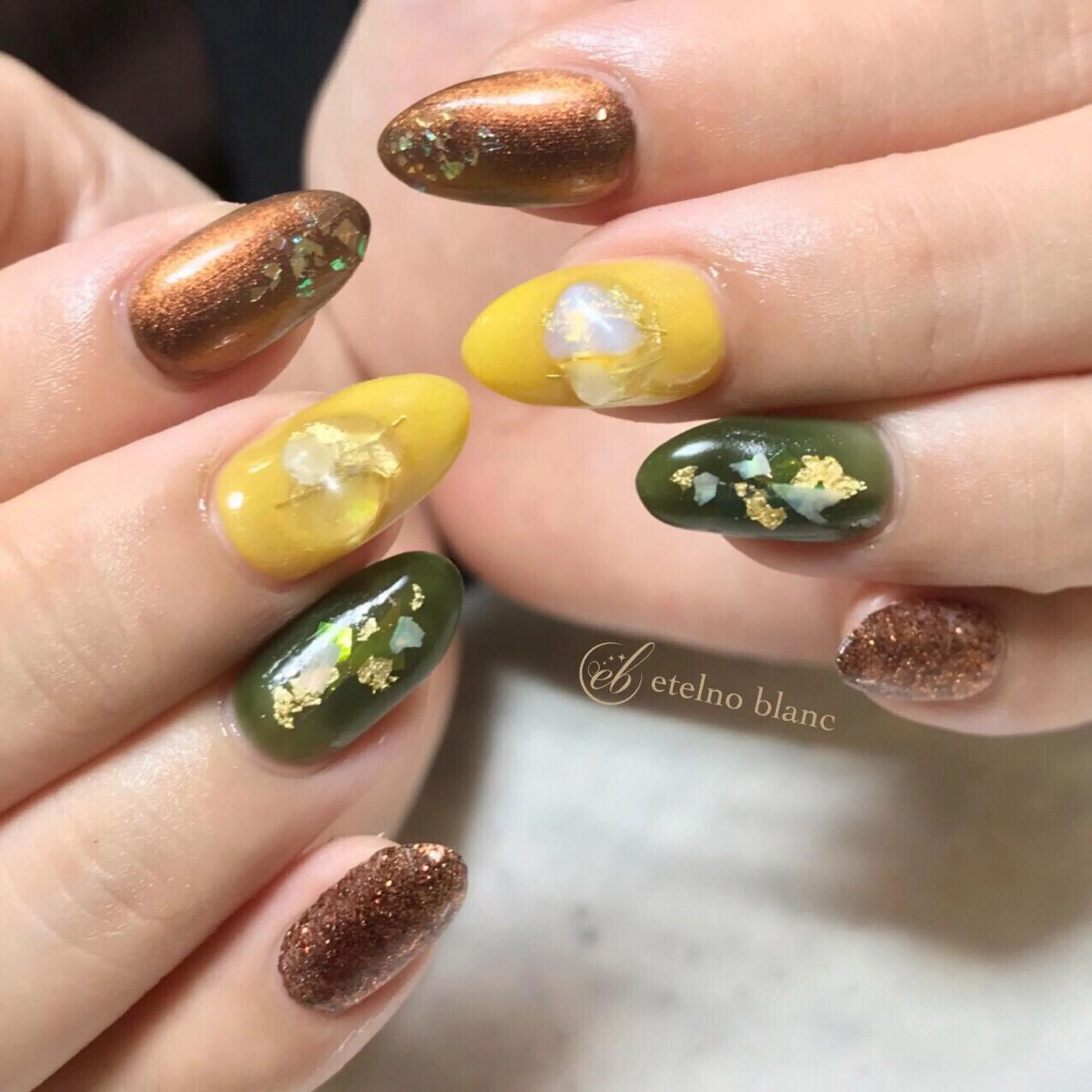 ネイル etelno blanc中目黒のネイルデザイン