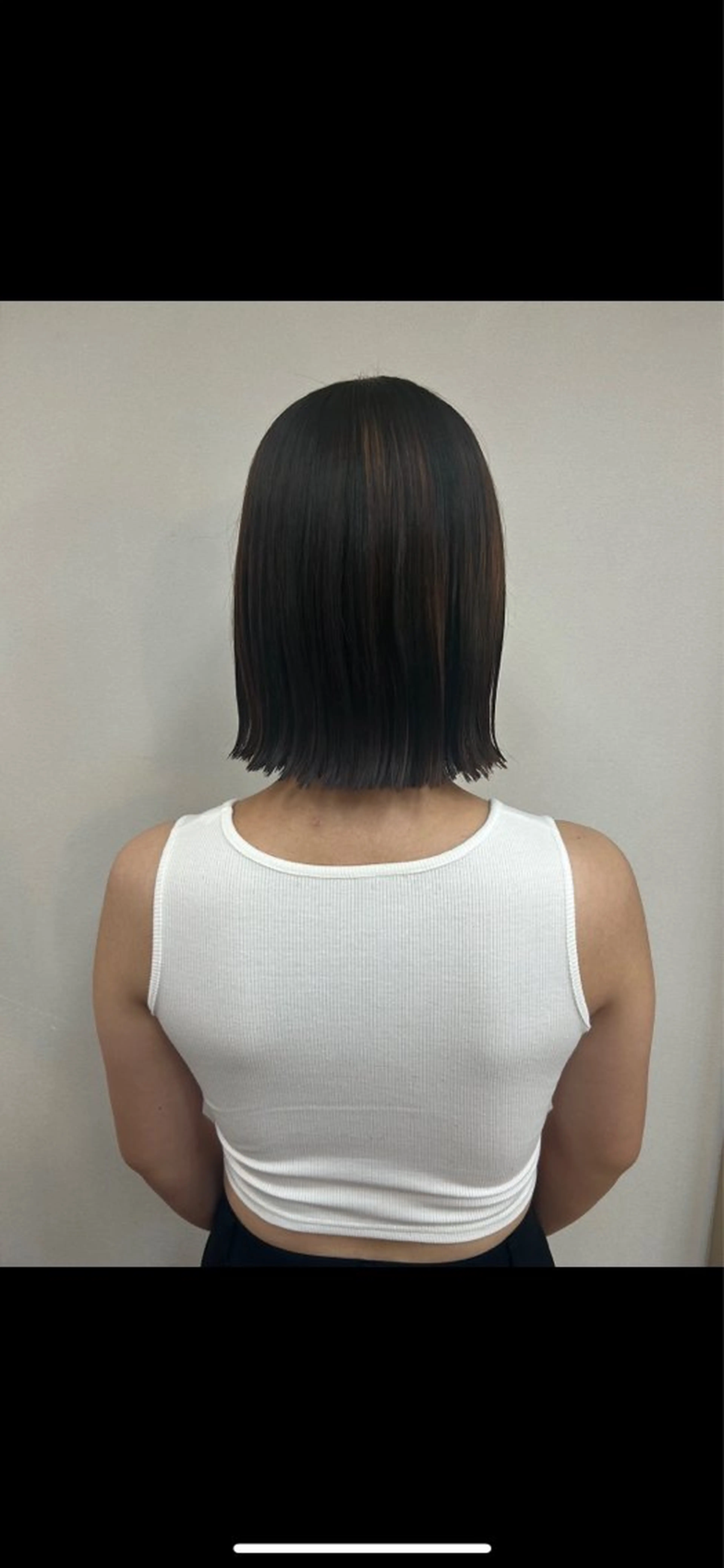 ワンレングス 切りっぱなしボブの写真