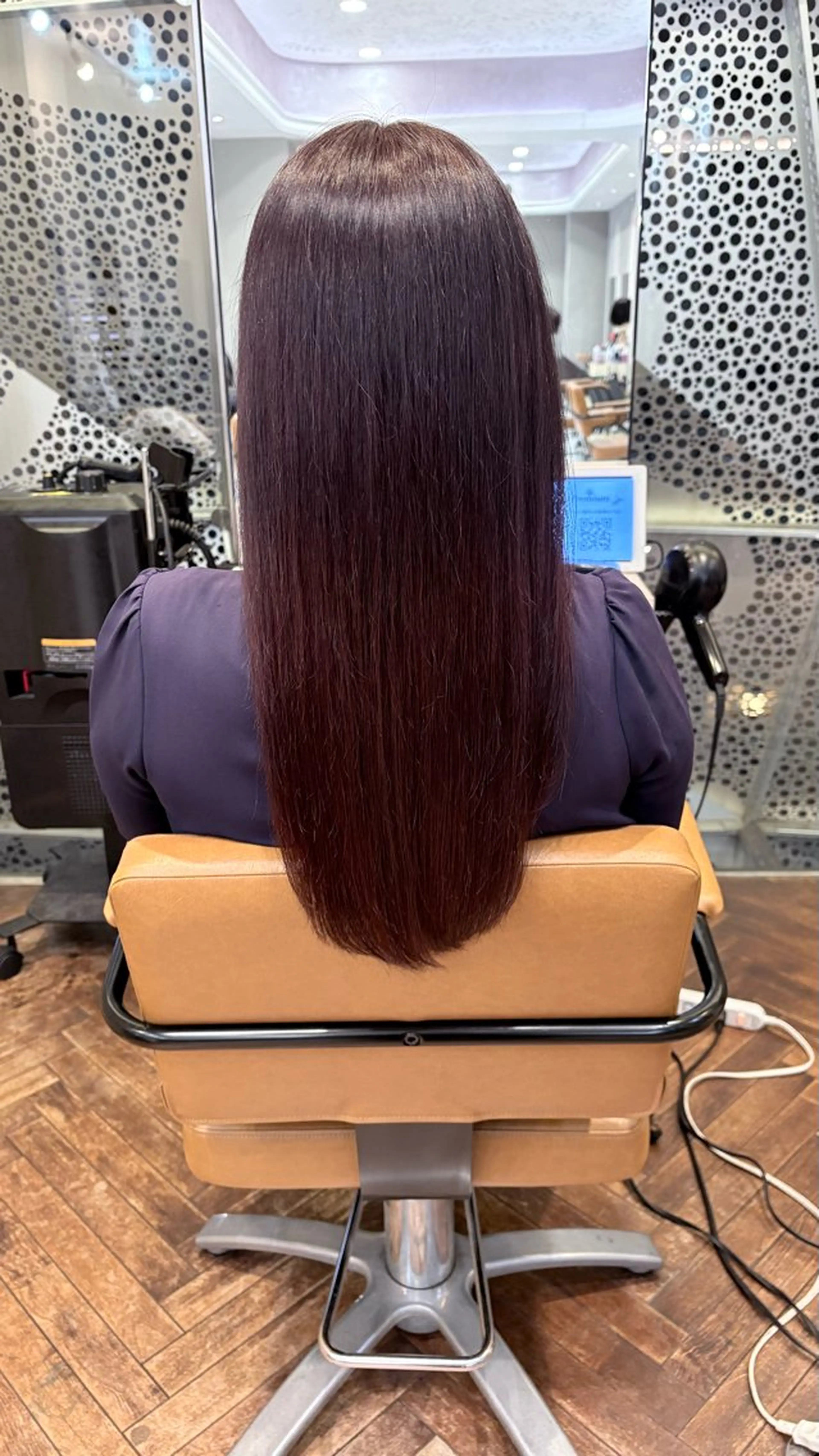 ロング ヘアカラー 山田 優妃のヘアスタイル