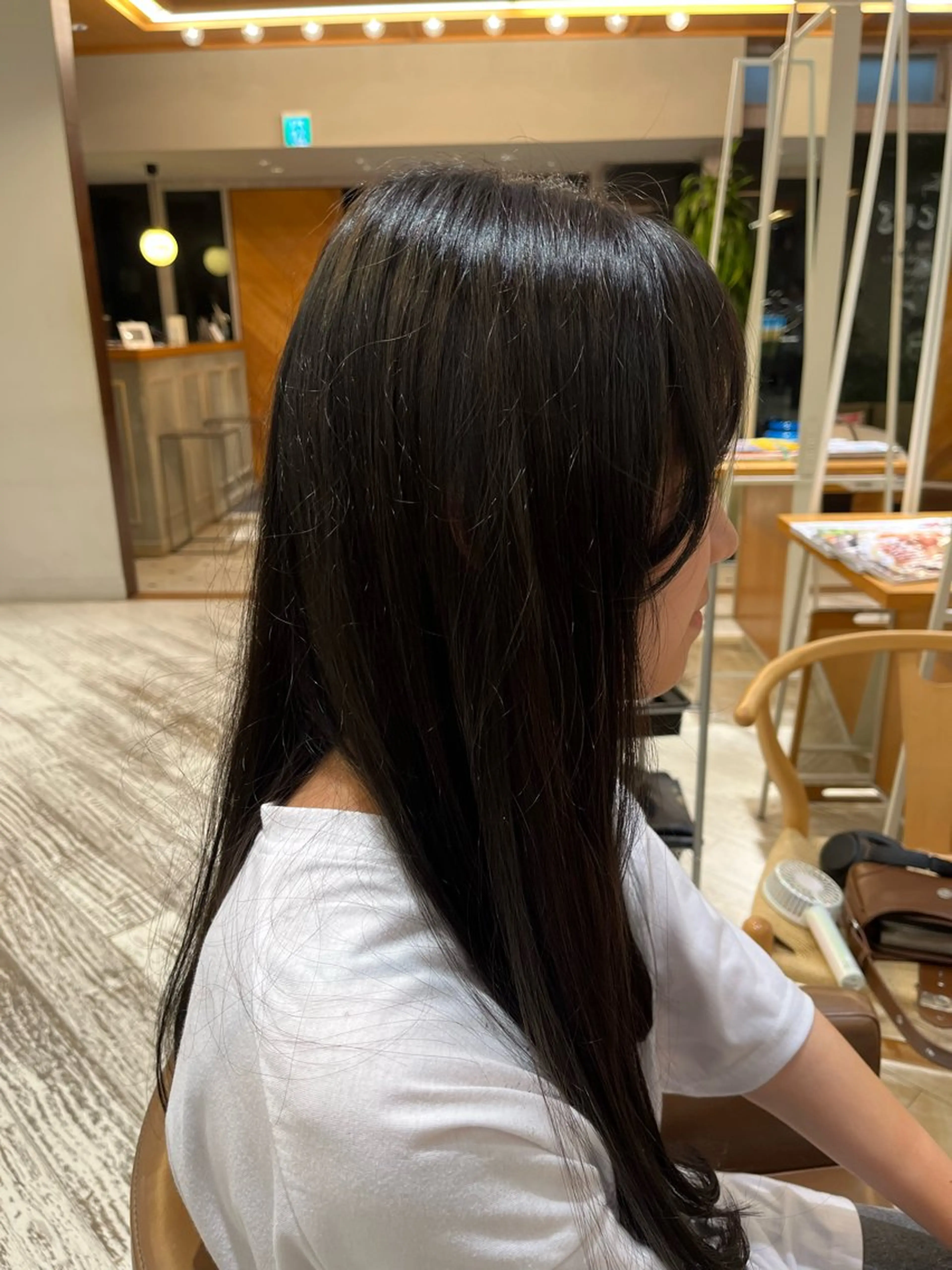 ロング カラー 透明感カラー ネイビーカラー ✨ショートヘア ✨ロイのヘアスタイル