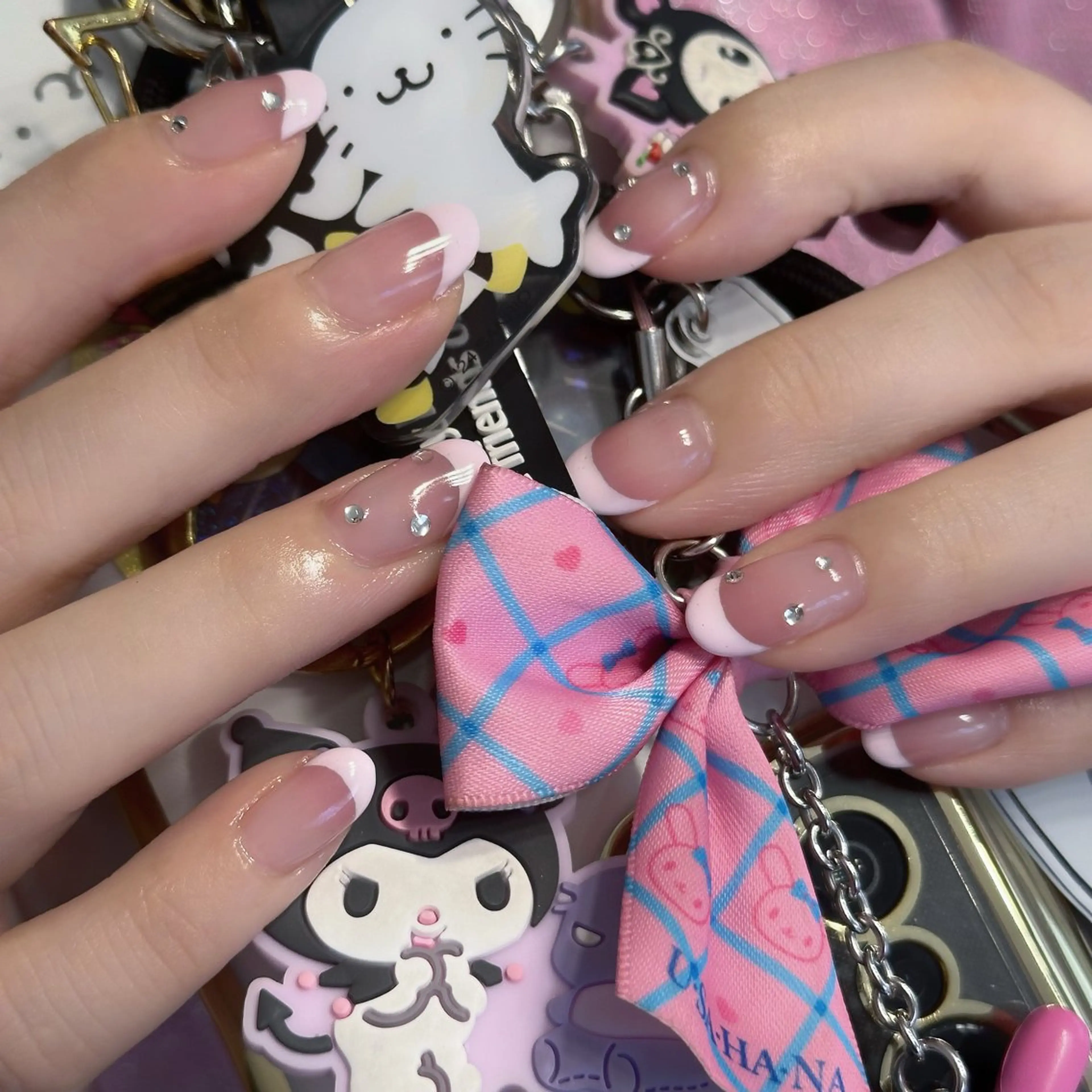 ネイル ハンドネイル 🩵ニヨ ネイル ☁️のネイルデザイン