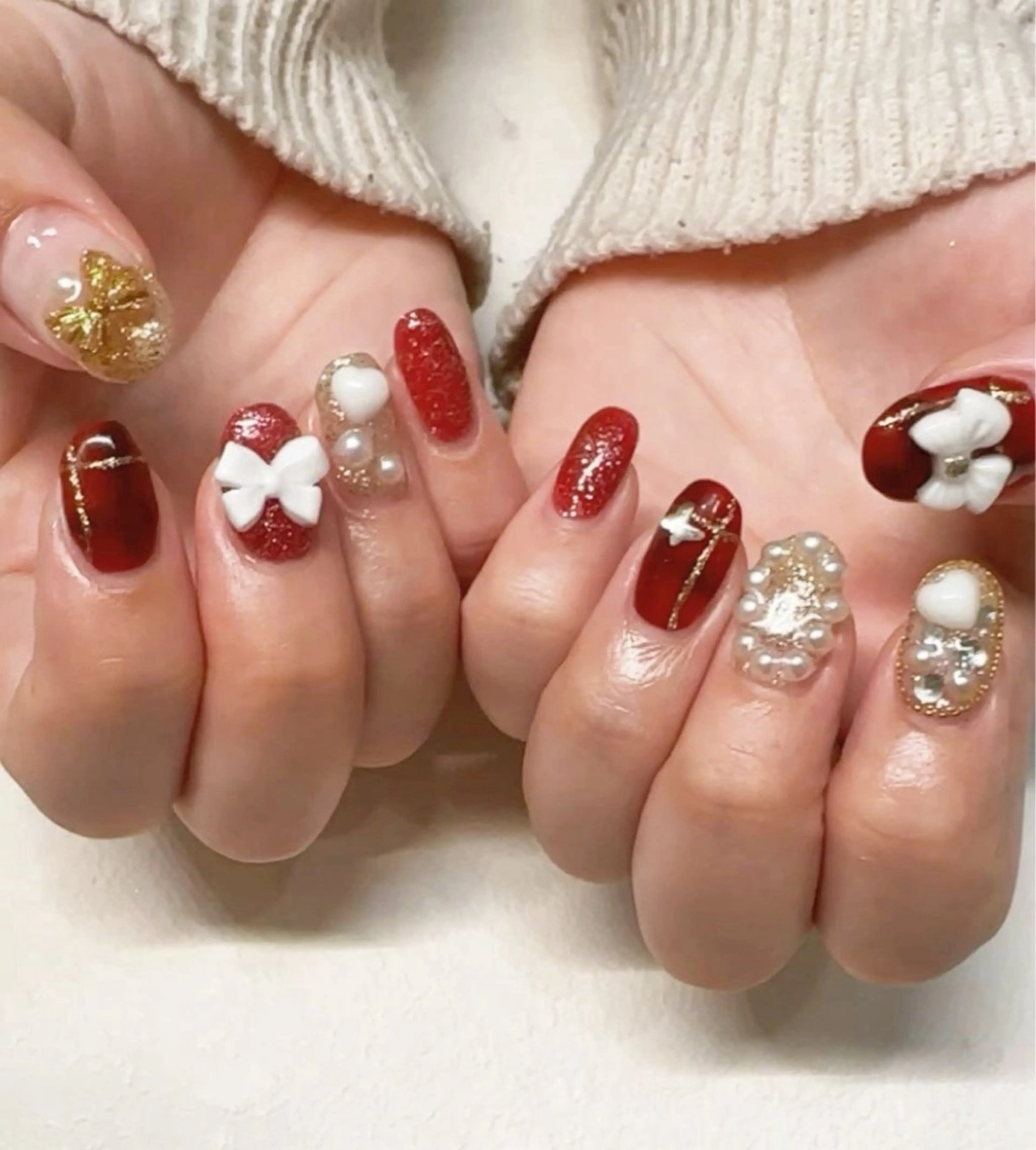 ネイル ガーリー ハンドネイル private nailsalonのネイルデザイン