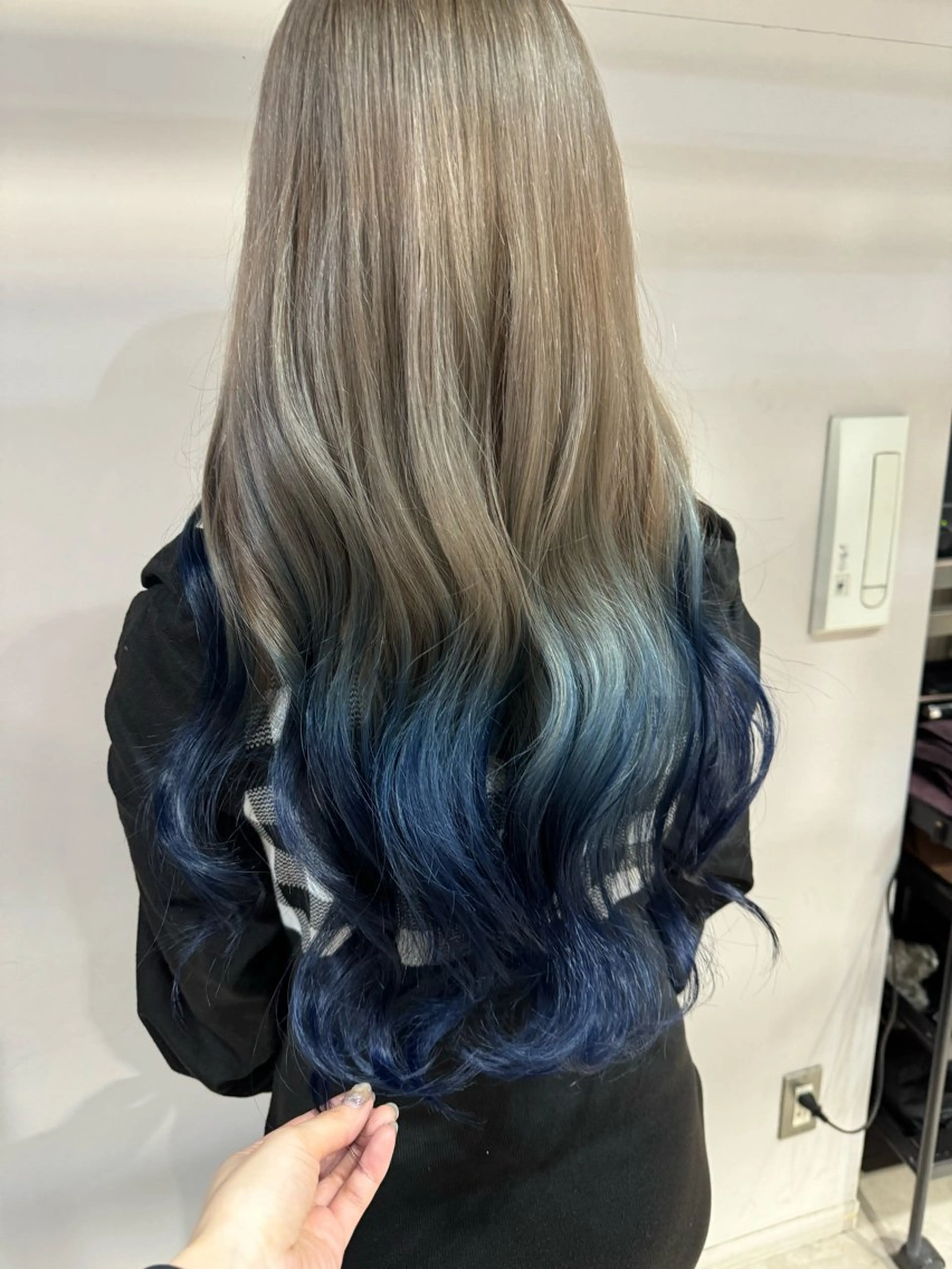 ロング カラー ヘアカラー トリートメント Dxxxx III所属・オシャレ女性目線の 大人メンズ❁⃘*.ﾟのヘアスタイル