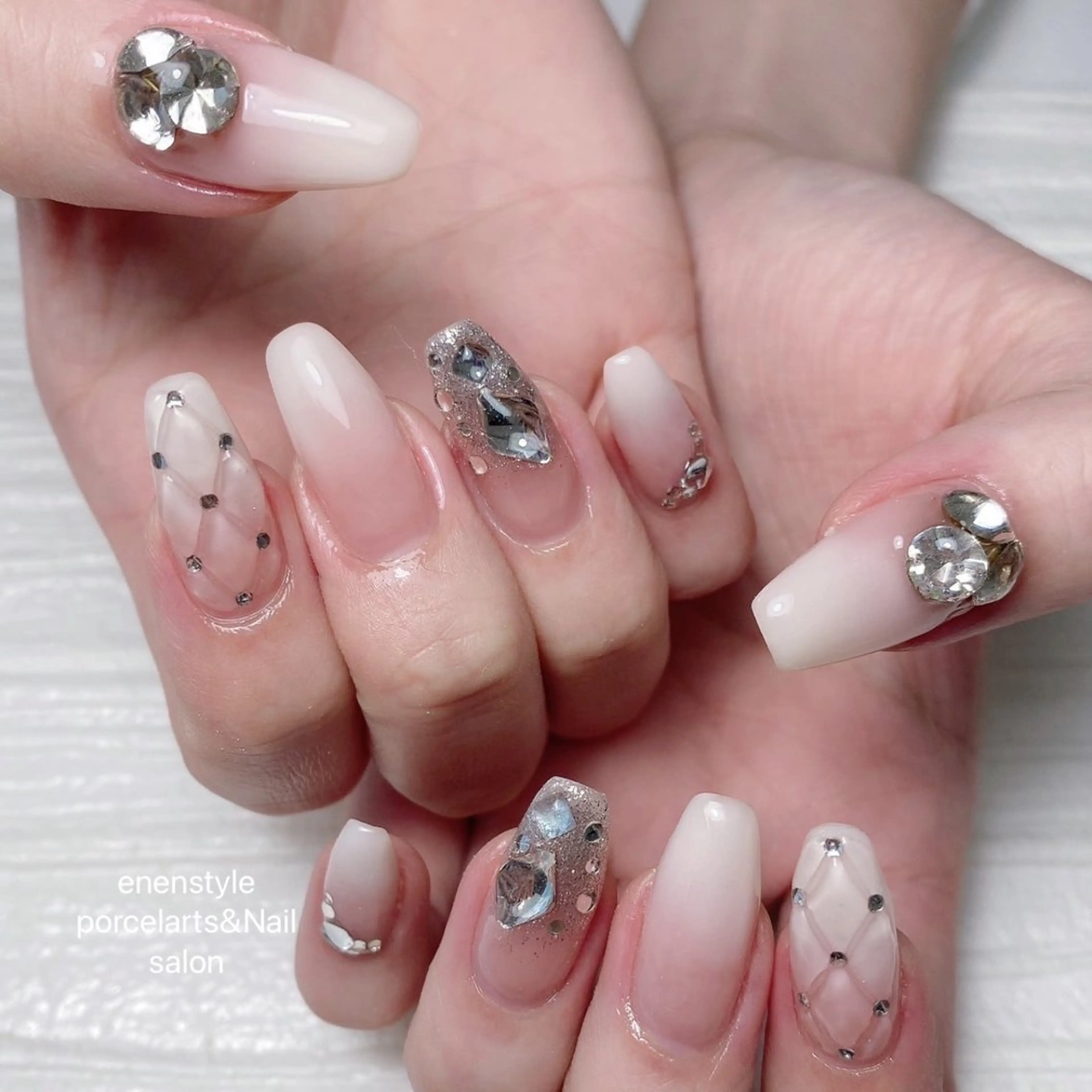 ネイル 👑enen style👑のネイルデザイン