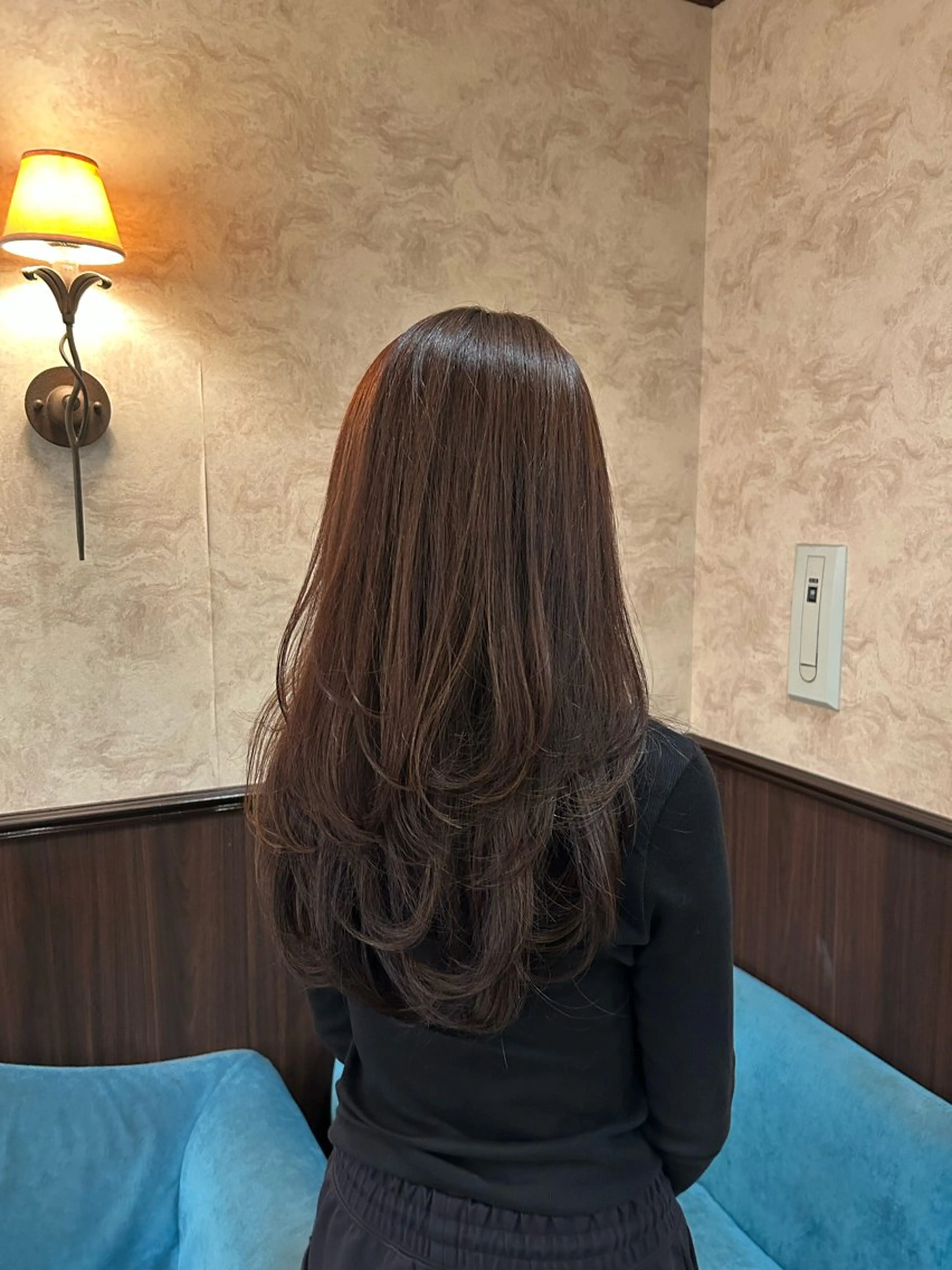 ロング Momoハイレイヤー 海外レイヤーカットのヘアスタイル