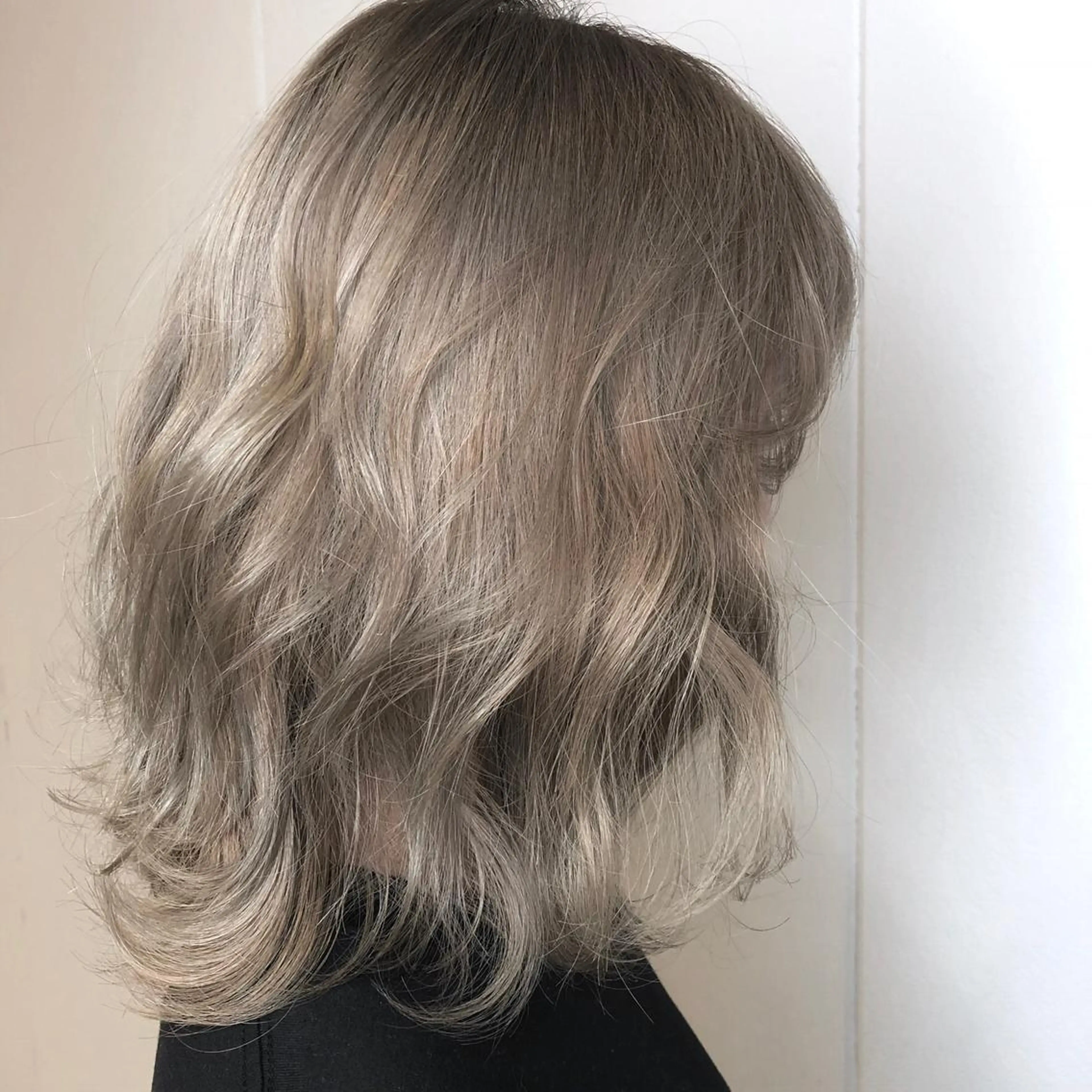 ミディアム カラー ヘアアレンジ ヘアカラー トリートメント 🍎吉川浩生 トップスタイリストのヘアスタイル