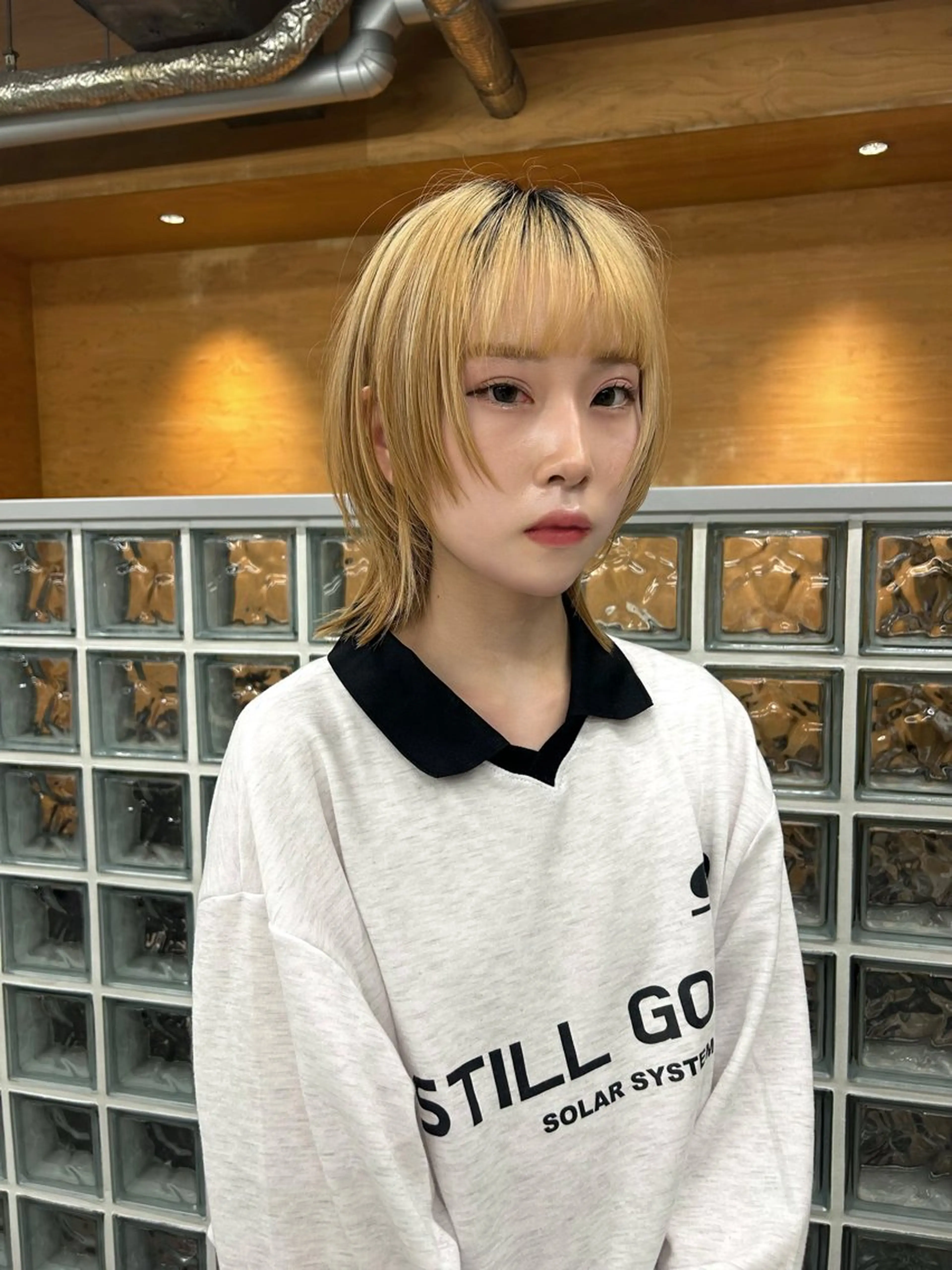 ミディアム 顔周りカット レイヤーカット 【心斎橋・本町】 'PAPRE'メイのヘアスタイル