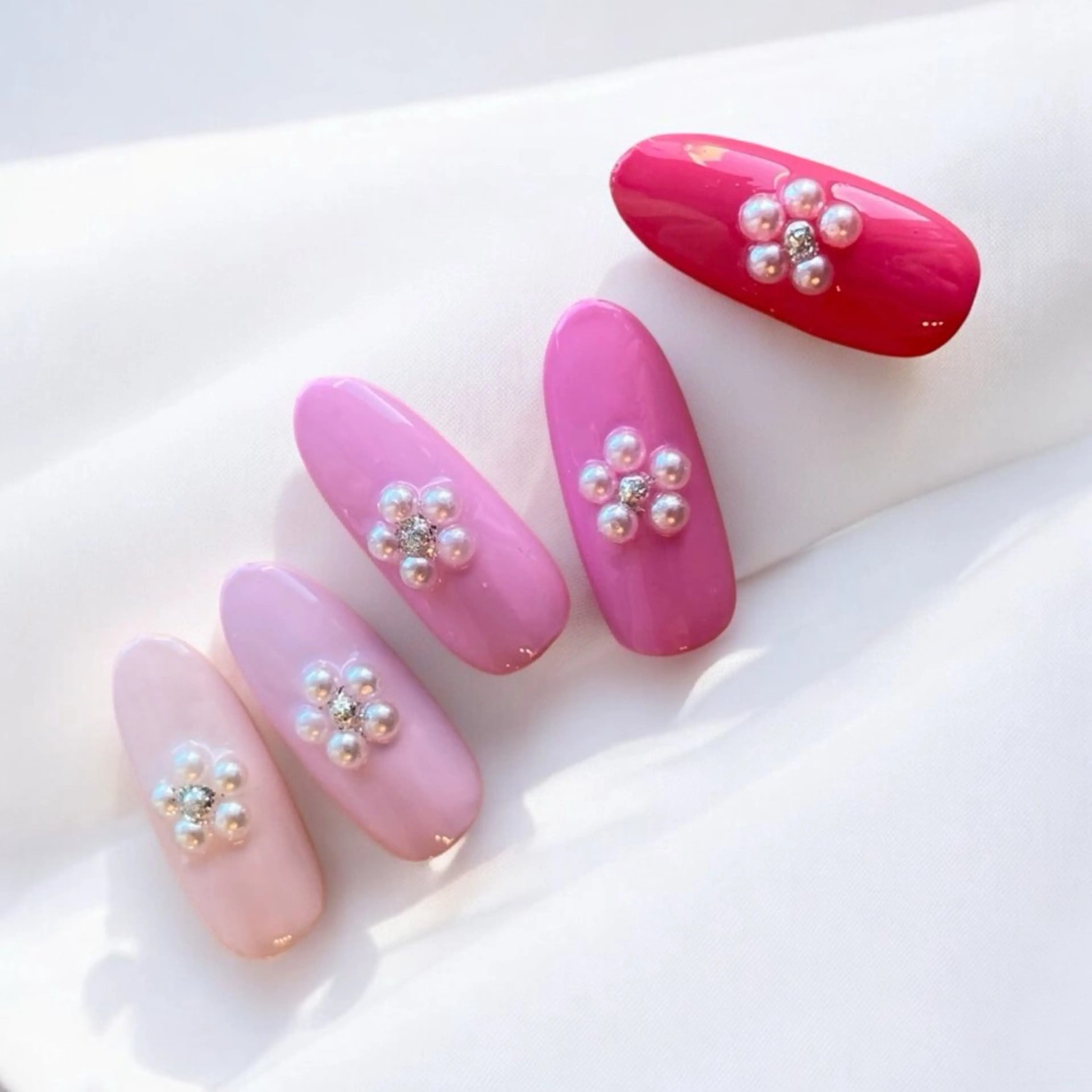 ミディアム ハンドネイル Nail R _mikuのネイルデザイン