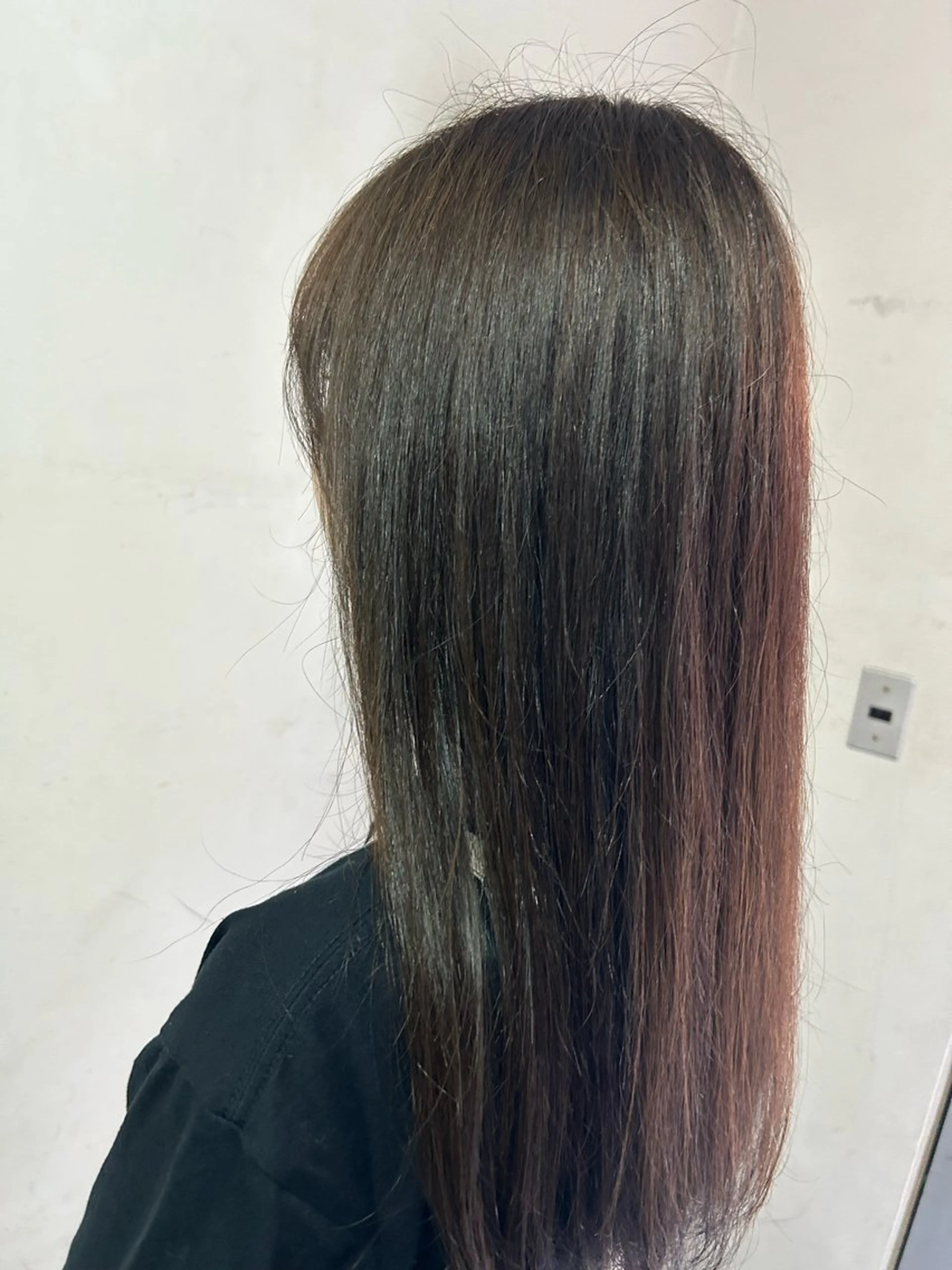 ロング カラー ヘアカラー 志賀 菜妃のヘアスタイル