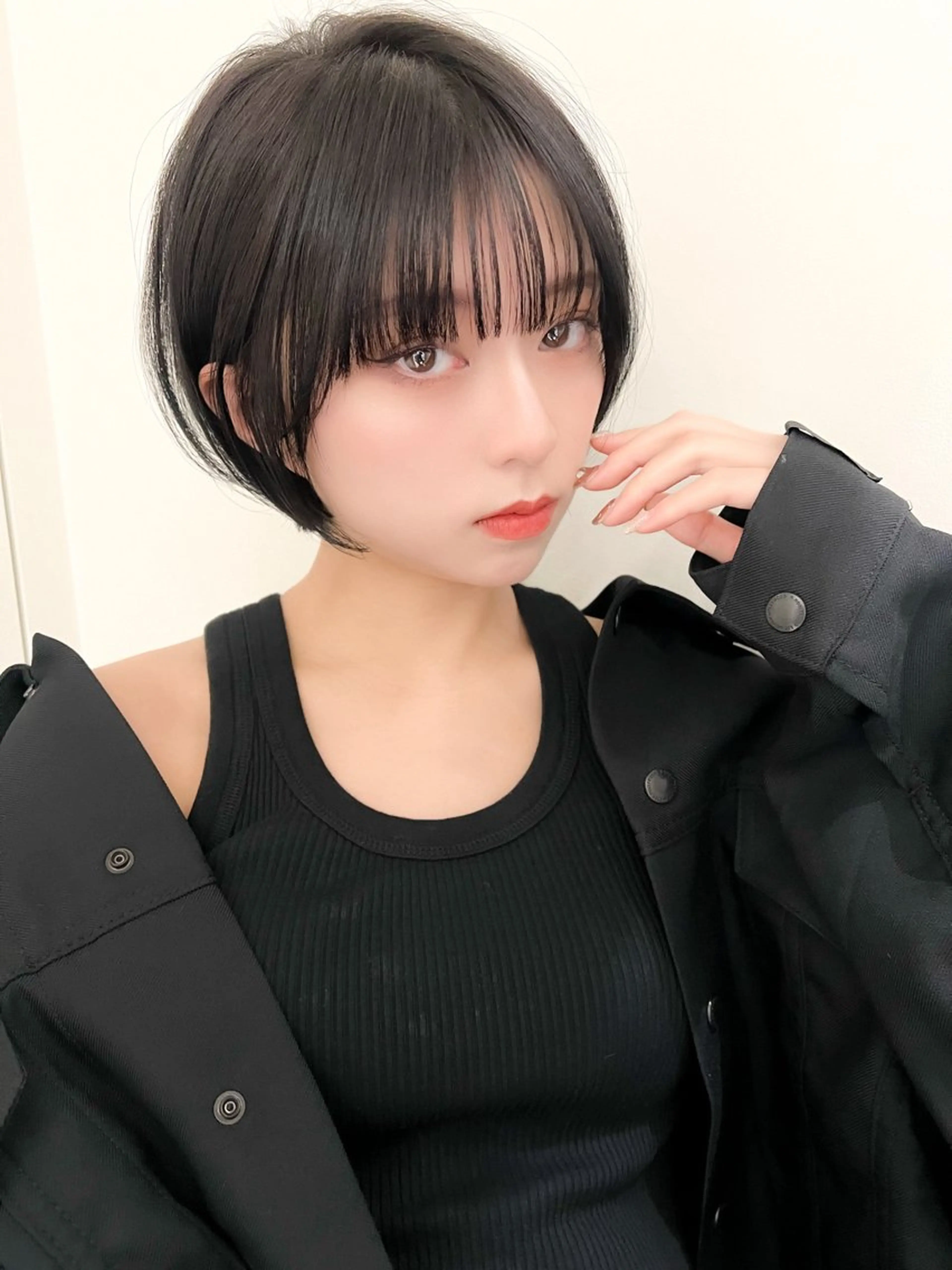 ショート 小顔ボブ jilblanカホのヘアスタイル