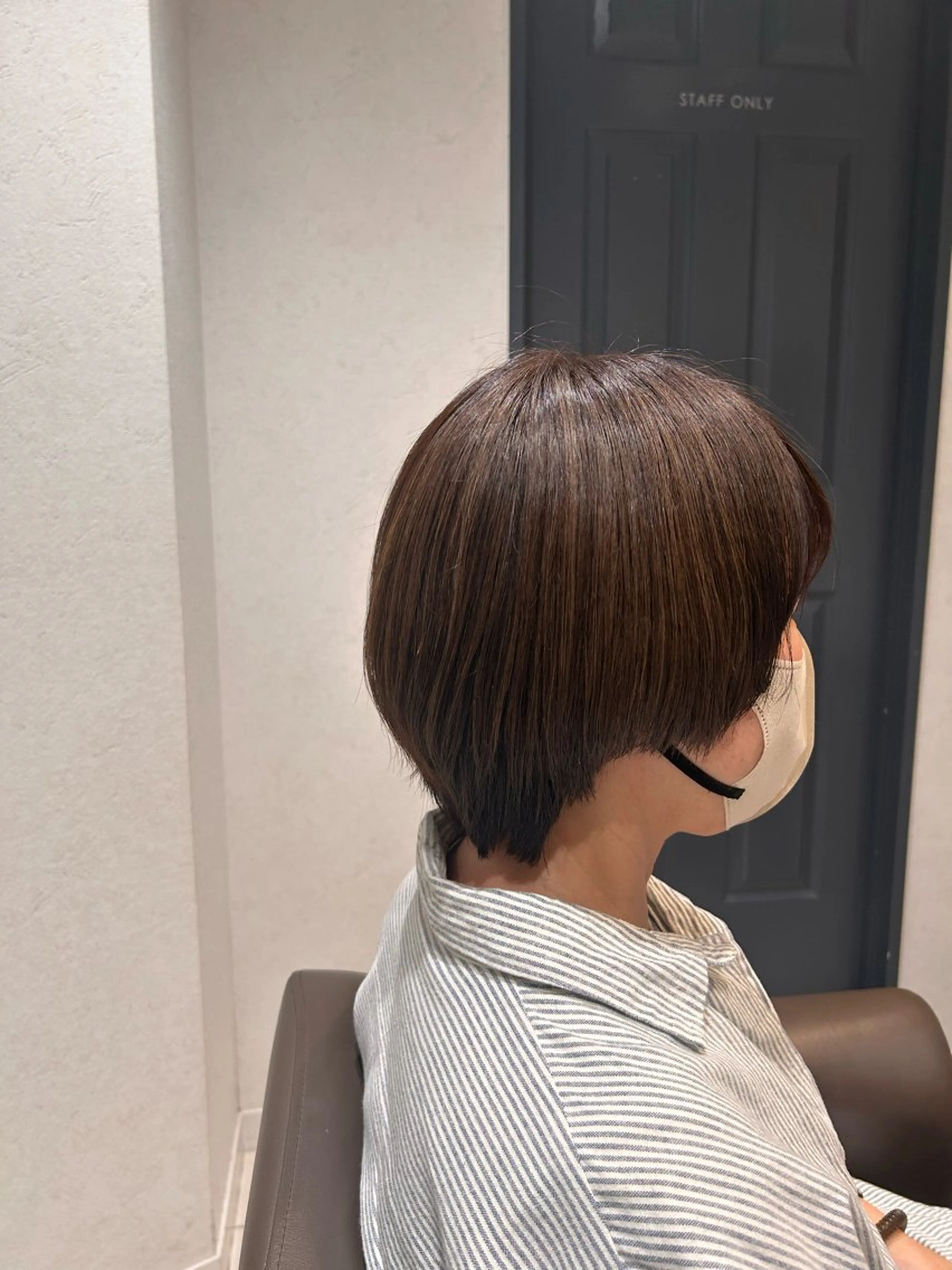 ショート カラー アッシュ ヘアカラー 保坂 駿太郎のヘアスタイル