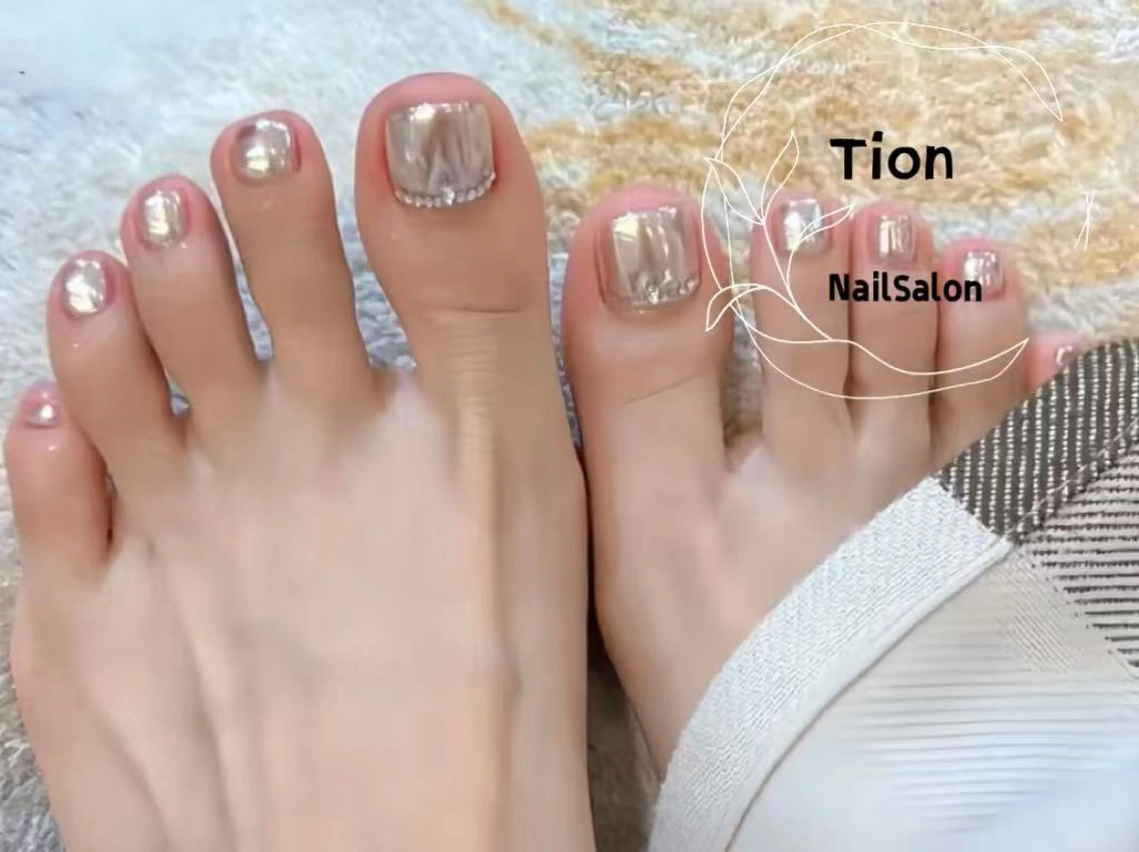 ネイル チークネイル 長さ出し フットネイル フレンチネイル ジェルネイル Nailsalon Tion武蔵小杉店のネイルデザイン