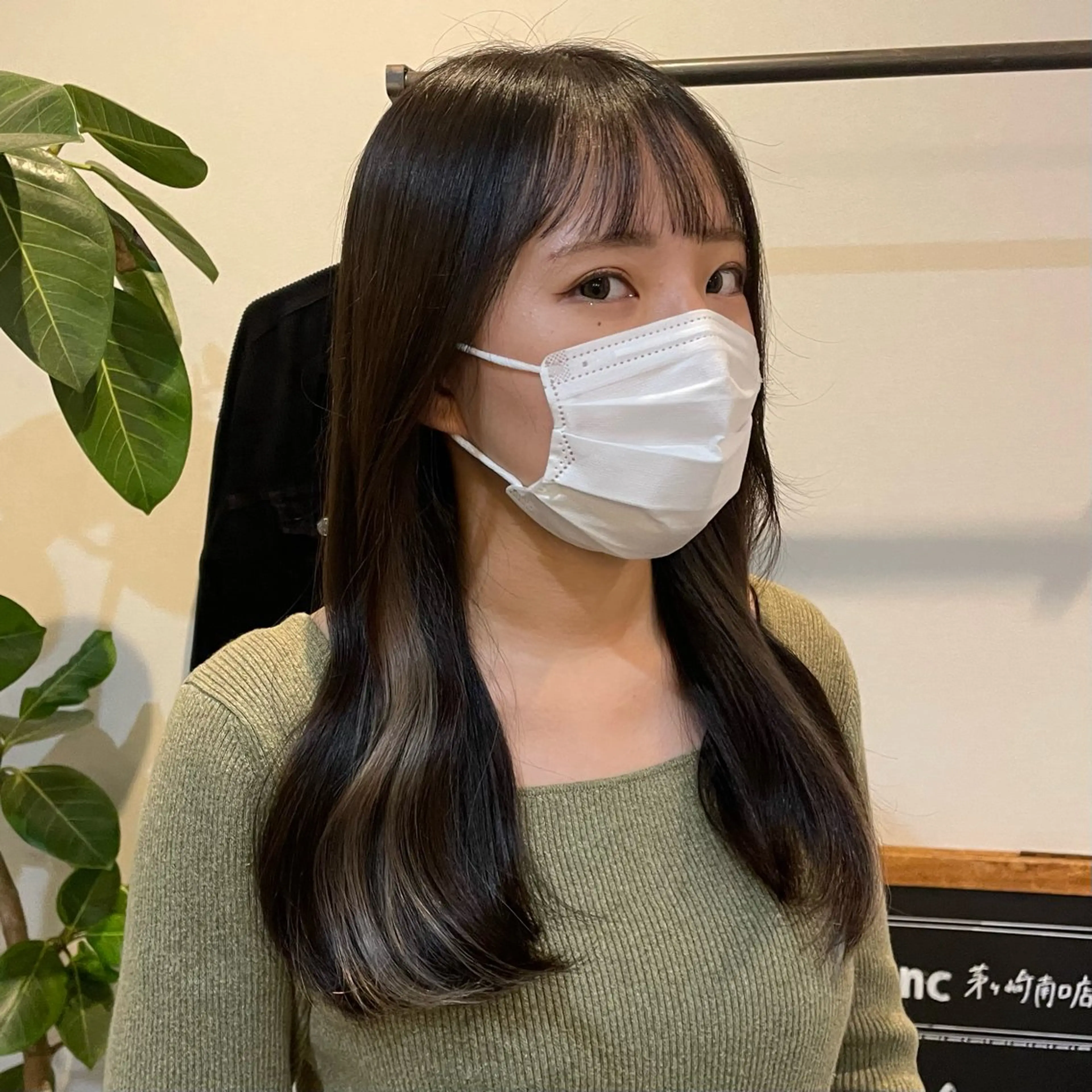 セミロング FRANK所属・こいけ みきののヘアスタイル