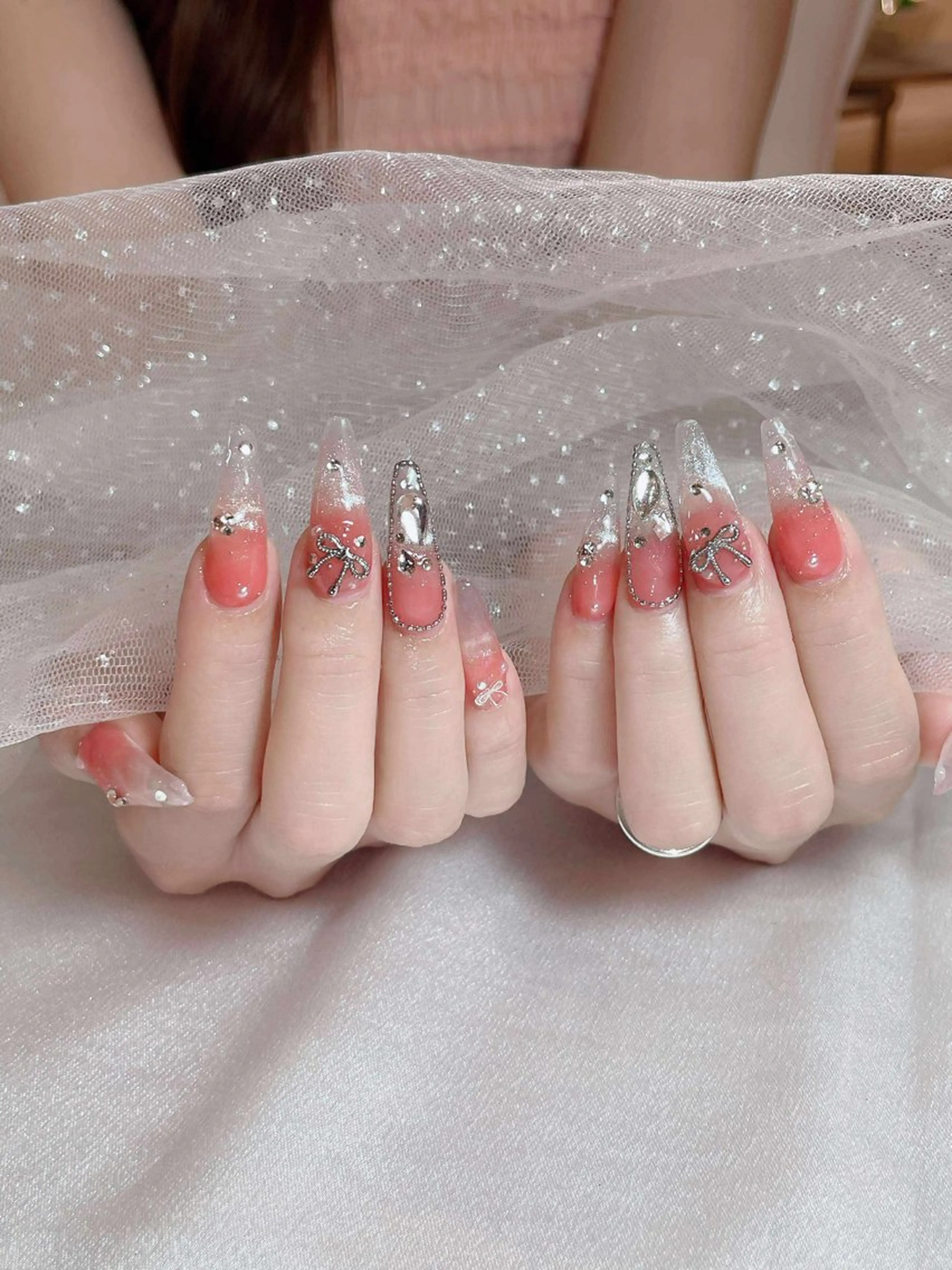 ネイル ジェルネイル ネイルチップ Queen Nail Salon所属・Vuong Ngoc Quynhのネイルデザイン