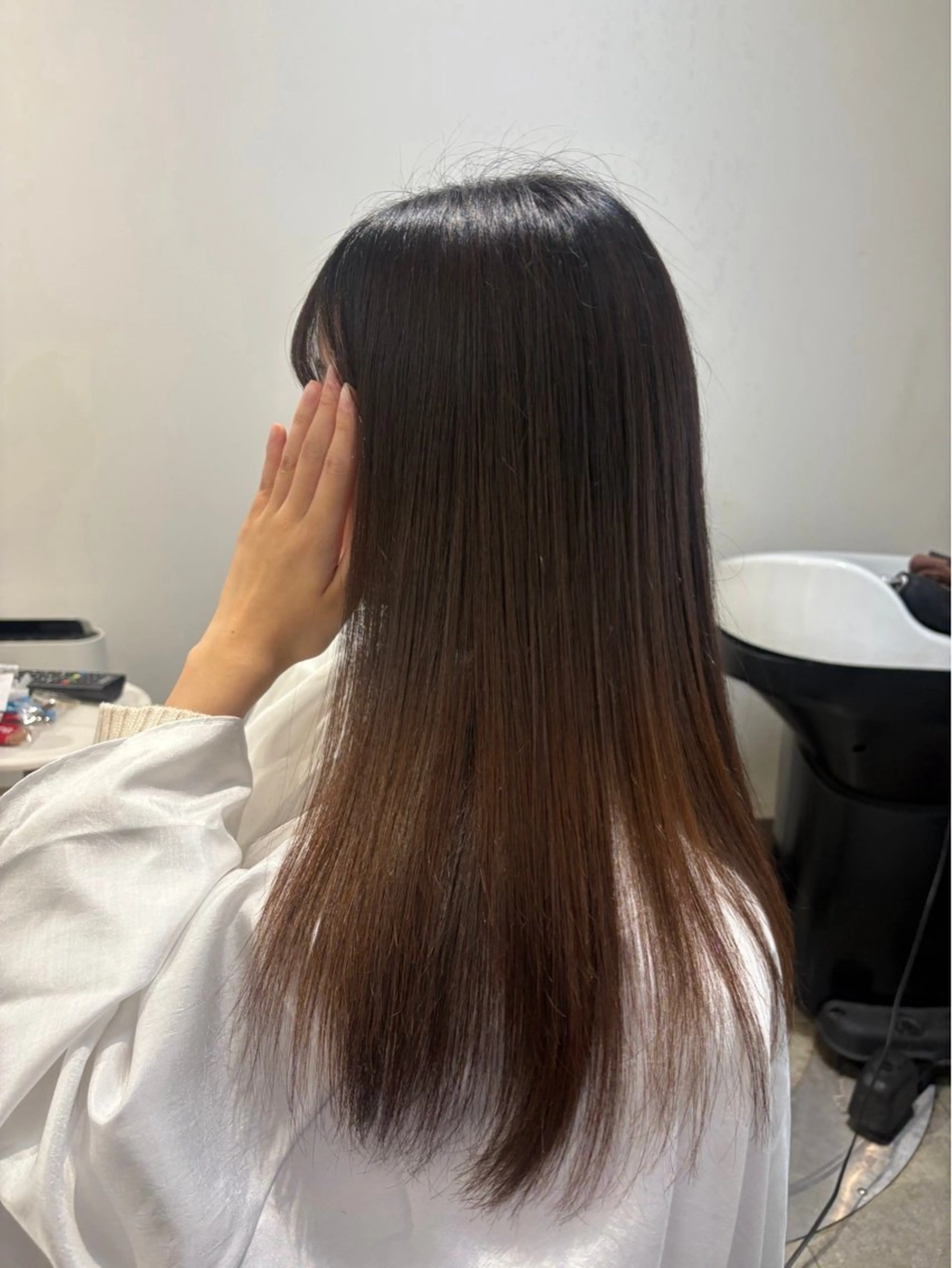 セミロング トリートメント neaf 六本木店所属・六本木🩷ハイライト 望月彩音のヘアスタイル