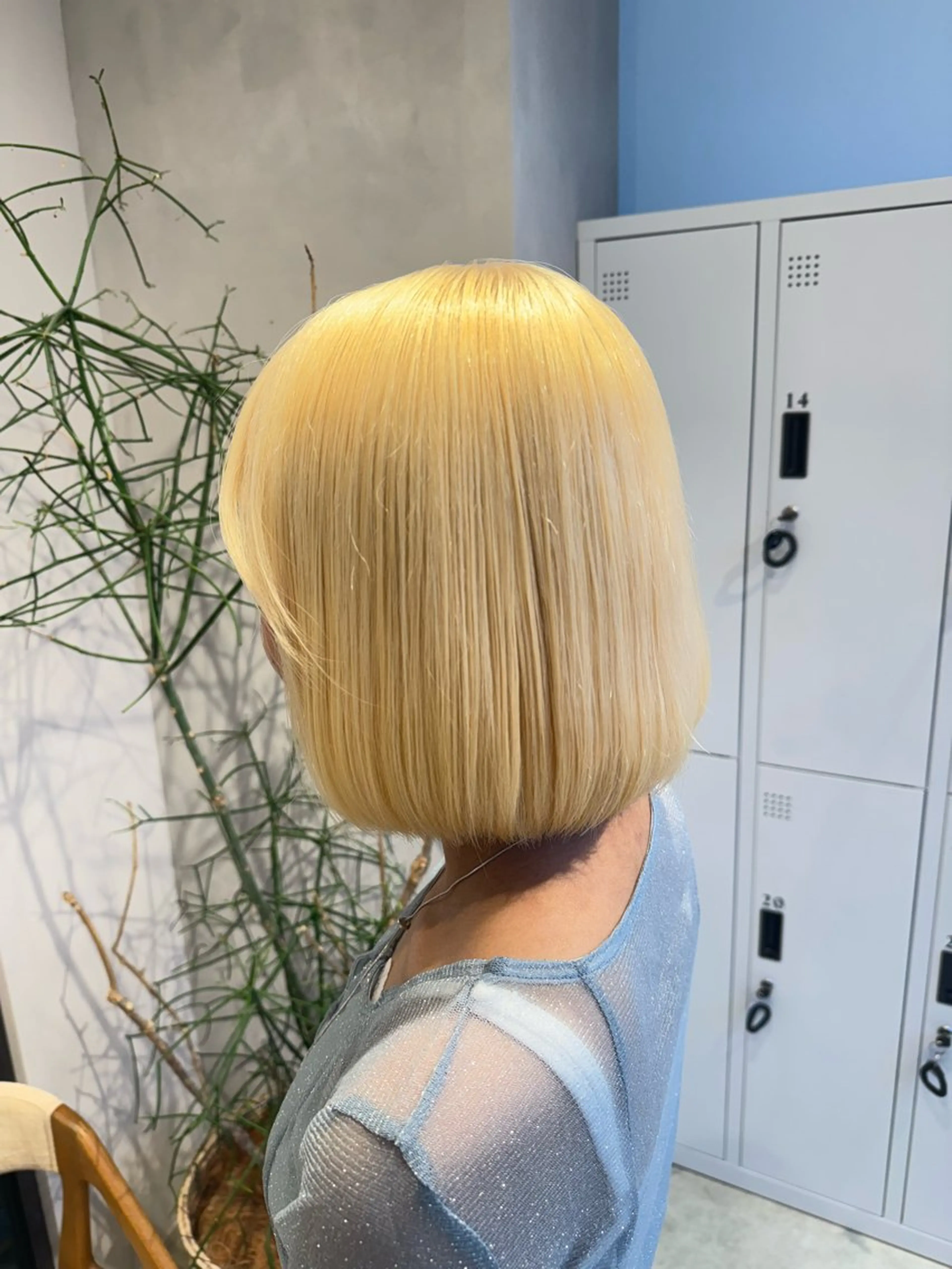 カラー ブリーチ 抜きっぱなしブロンド ブロンド ボブ カット ヘアカラー トリートメント 透明感カラー✨艶髪 制作🌱山根あゆみのヘアスタイル