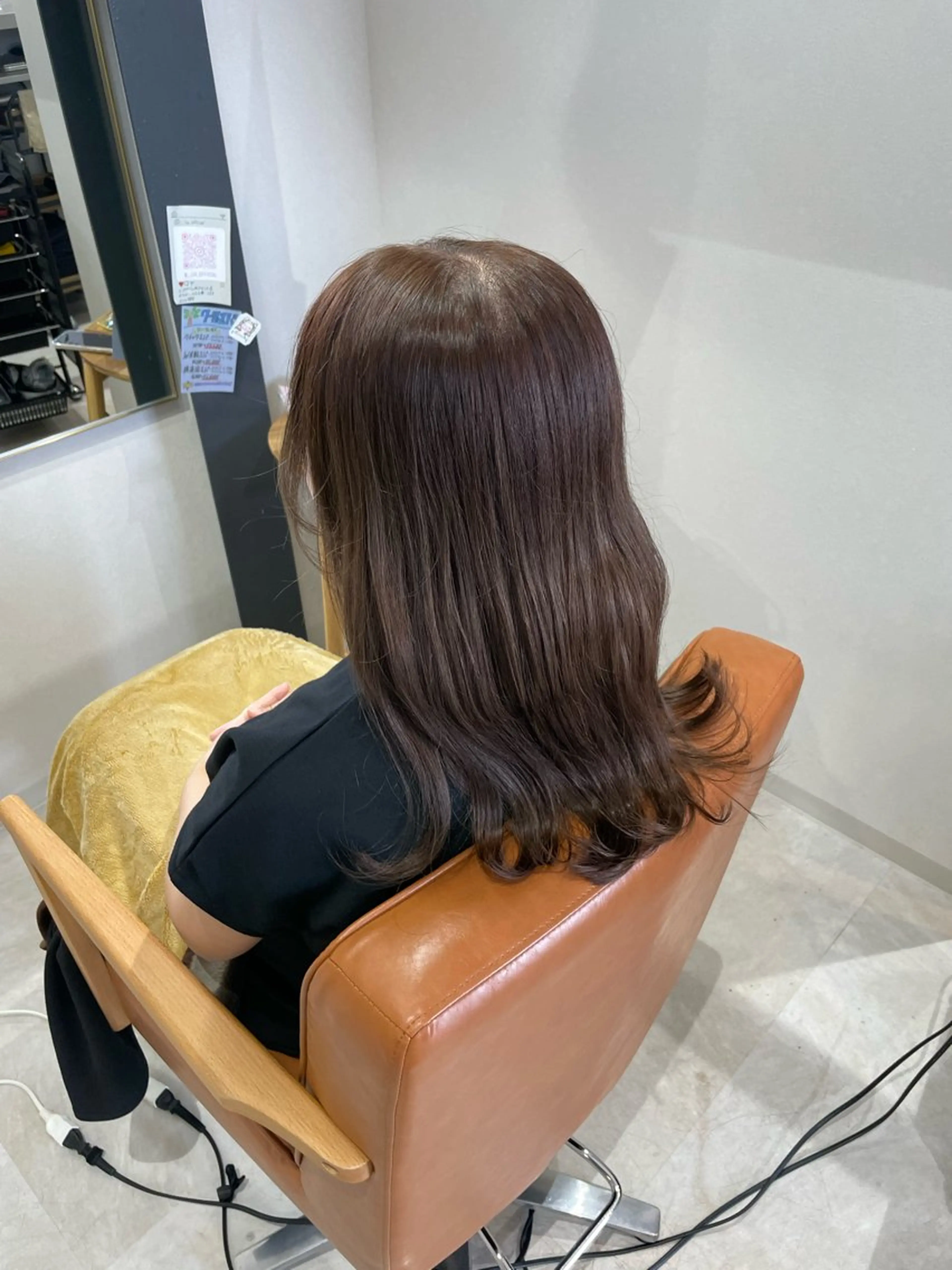 ミディアム カラー ベージュカラー 透明感カラー カット ヘアカラー ayaka |トレンドヘアのヘアスタイル
