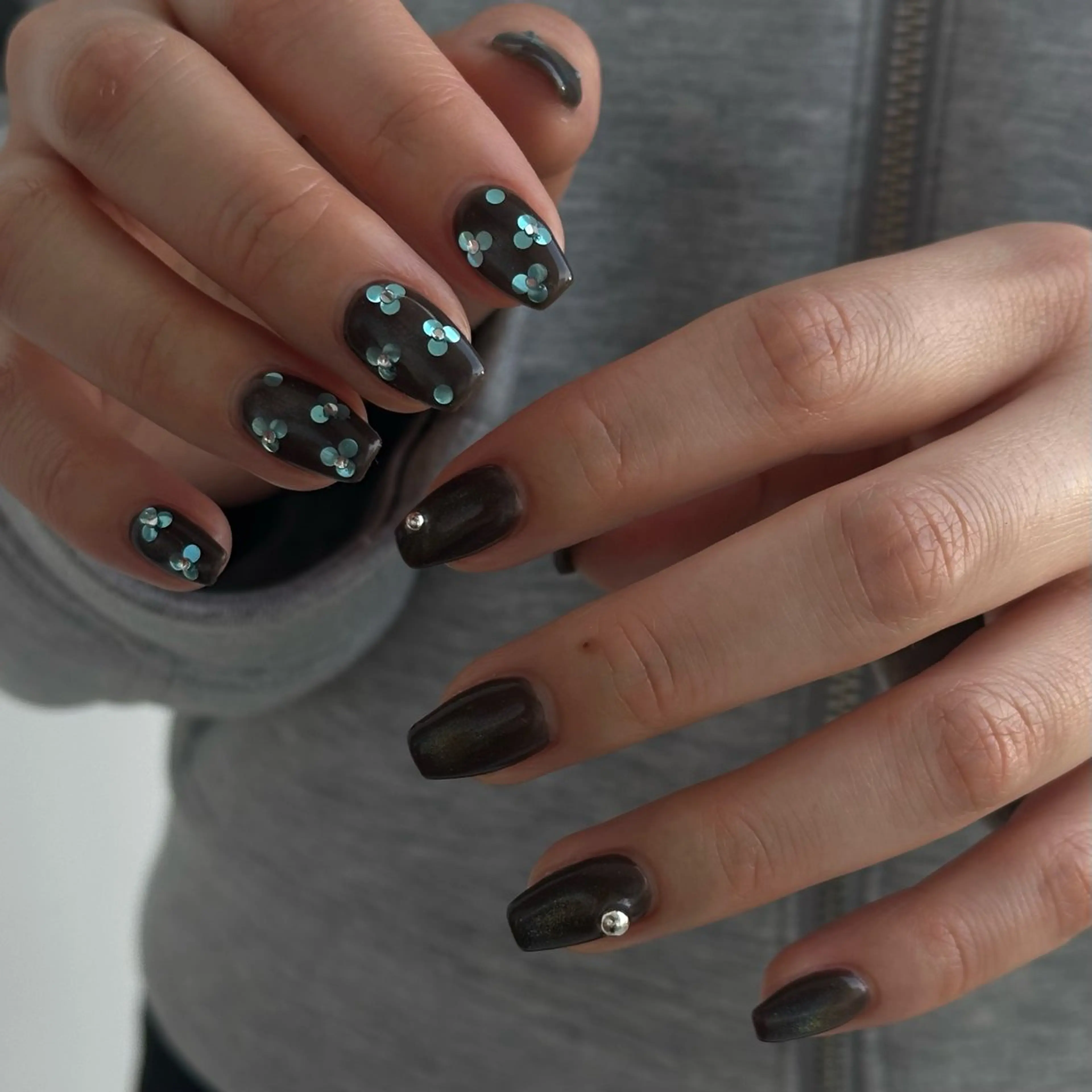 ネイル ハンドネイル COIN  nail hinataのネイルデザイン