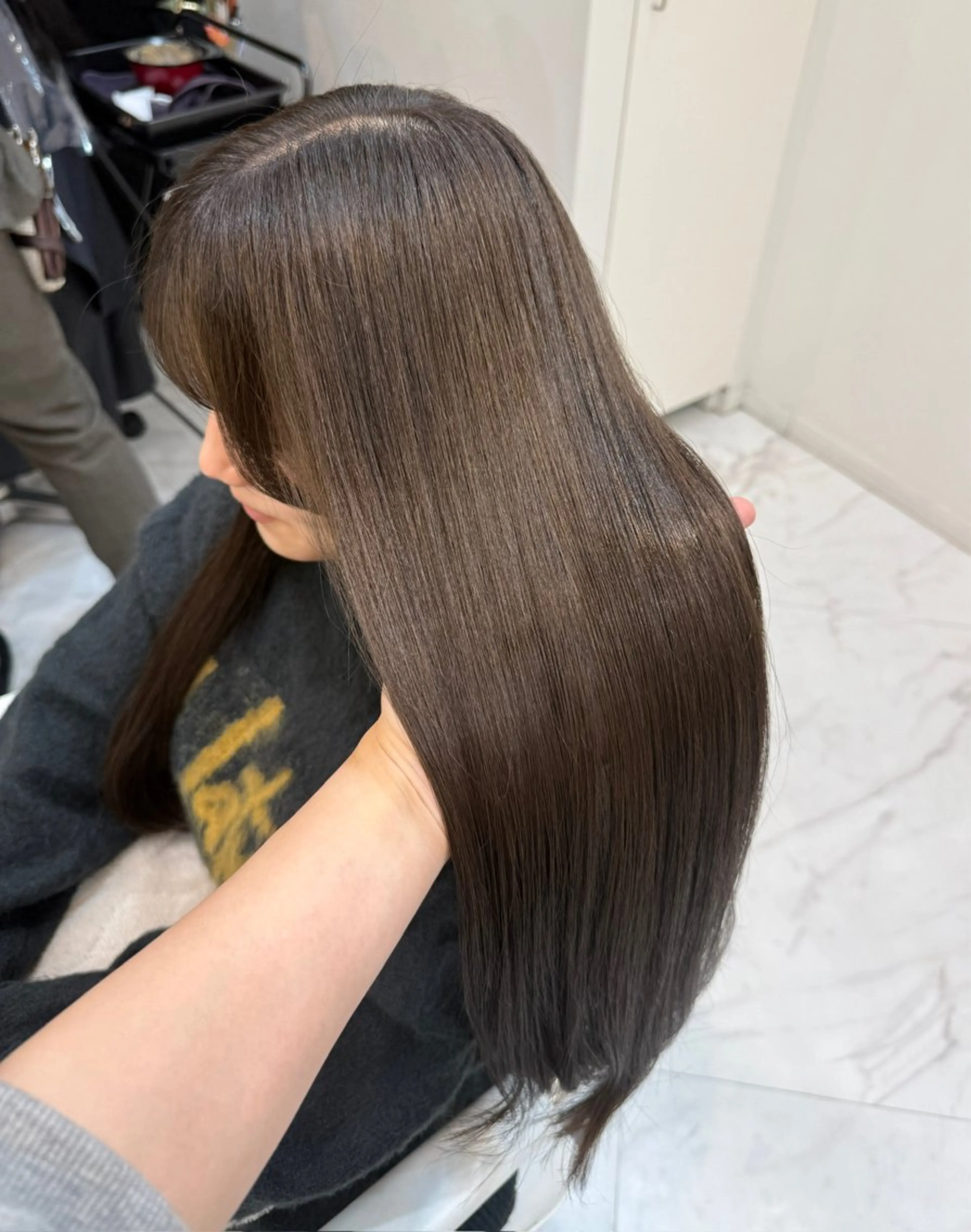 ロング カット ヘアカラー トリートメント Sayaka ii+Uのヘアスタイル