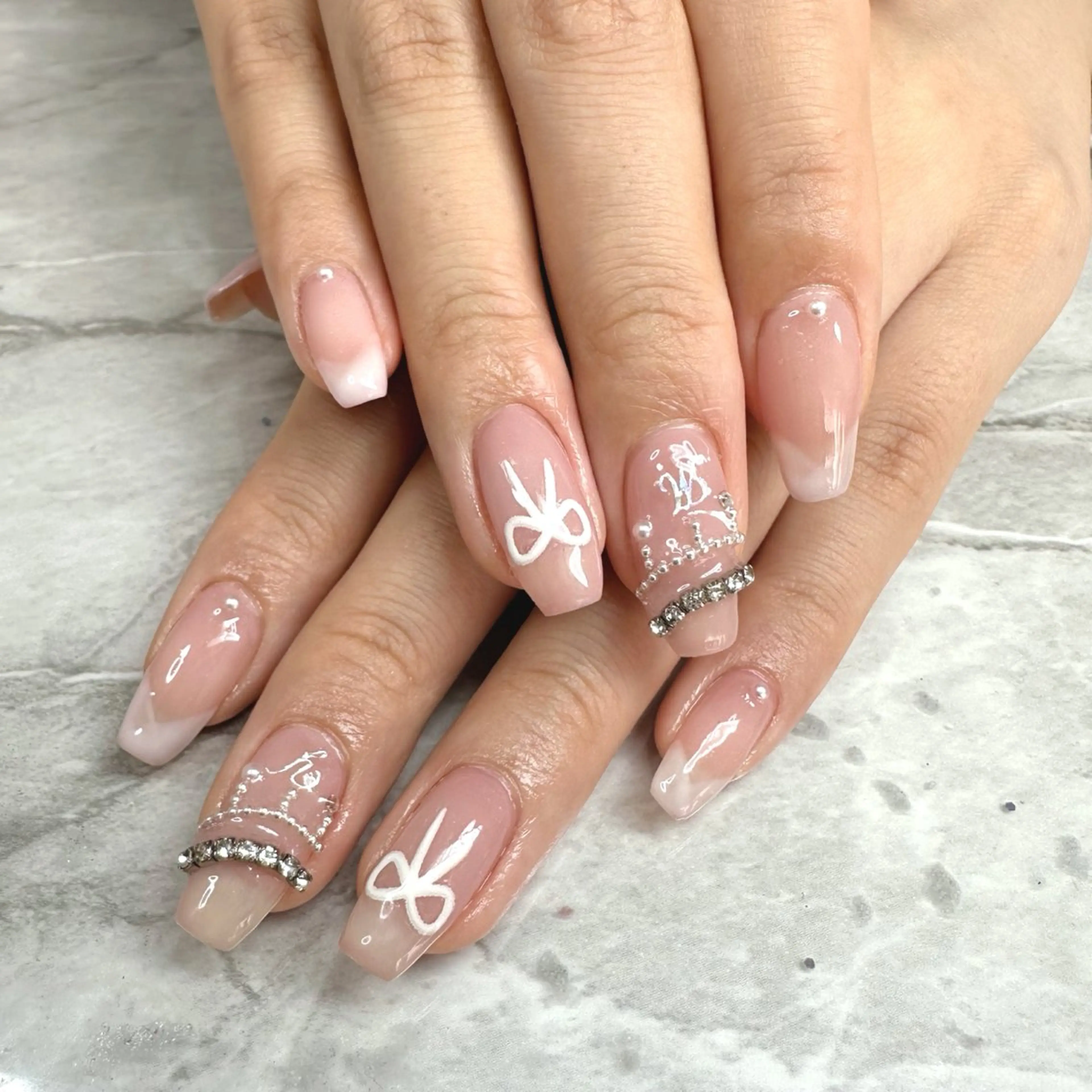 ネイル Lily nailのネイルデザイン
