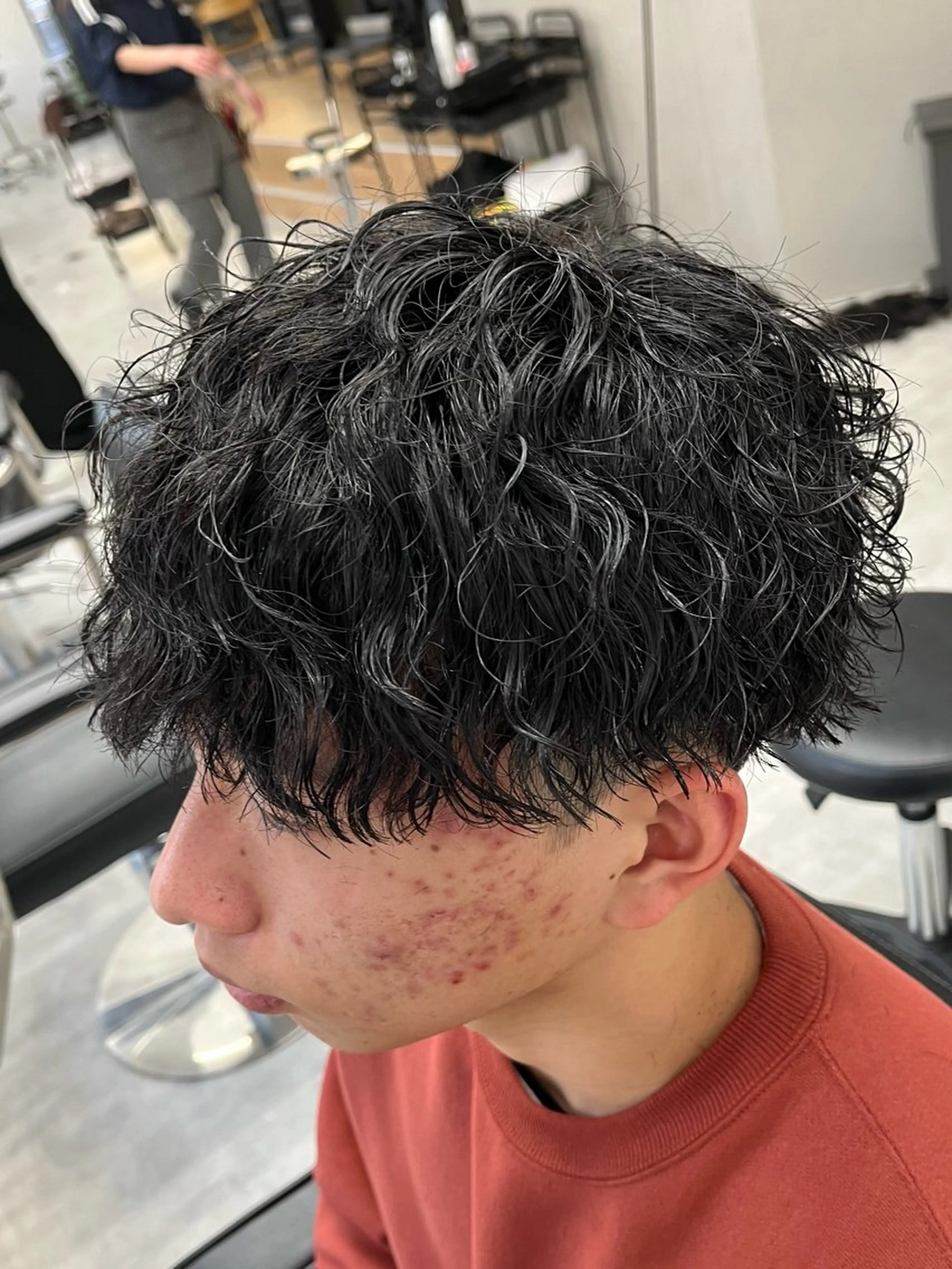ショート パーマ メンズ メンズパーマ ツイストスパイラルパーマ スパイラルパーマ カット パーマ 新潟メンズパーマ 新潟駅/小田拓実のヘアスタイル