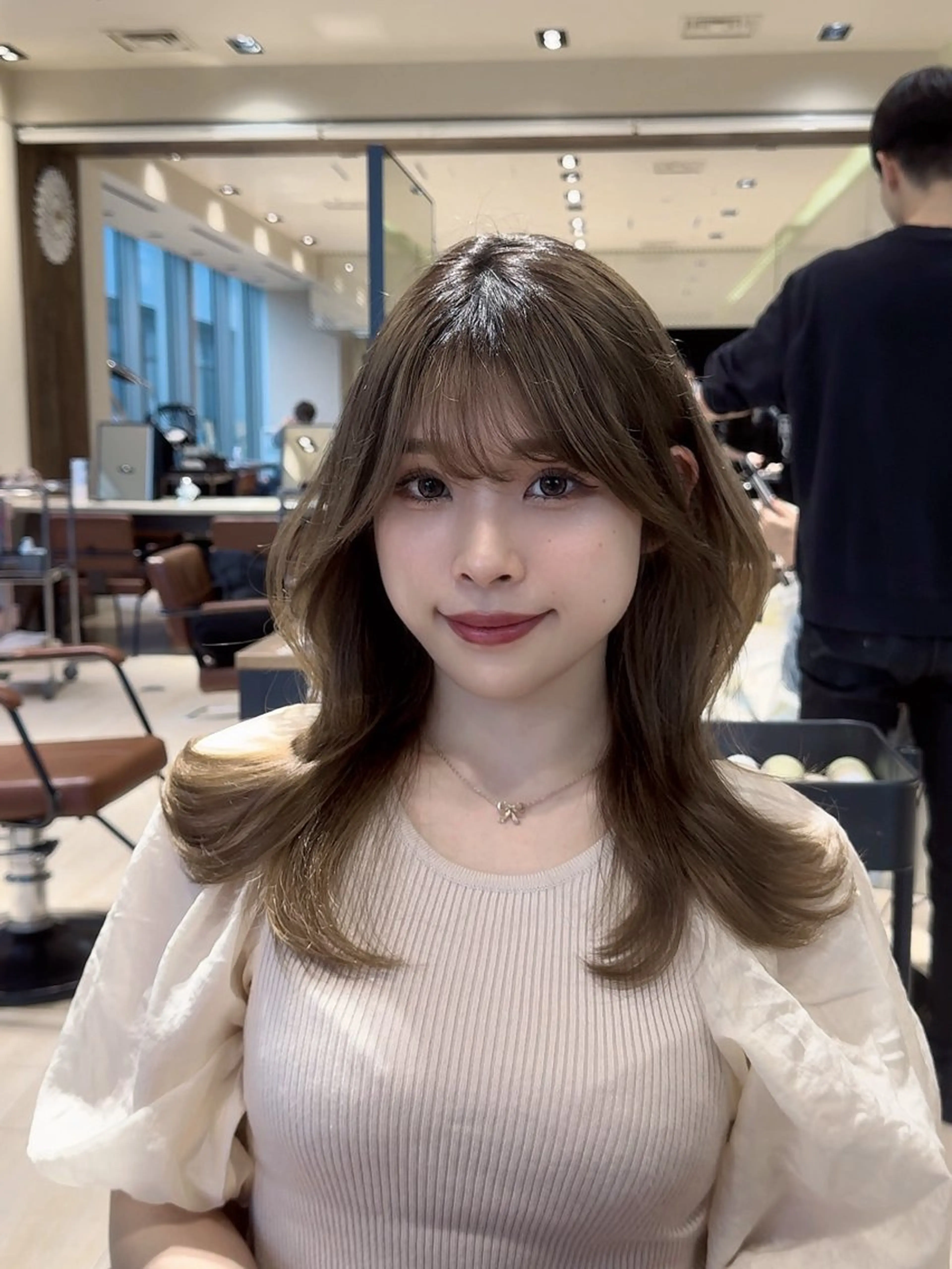 ミディアム カラー ヘアアレンジ カット ヘアカラー トリートメント 最小顔周り&レイヤー 特化/池袋/kokiのヘアスタイル