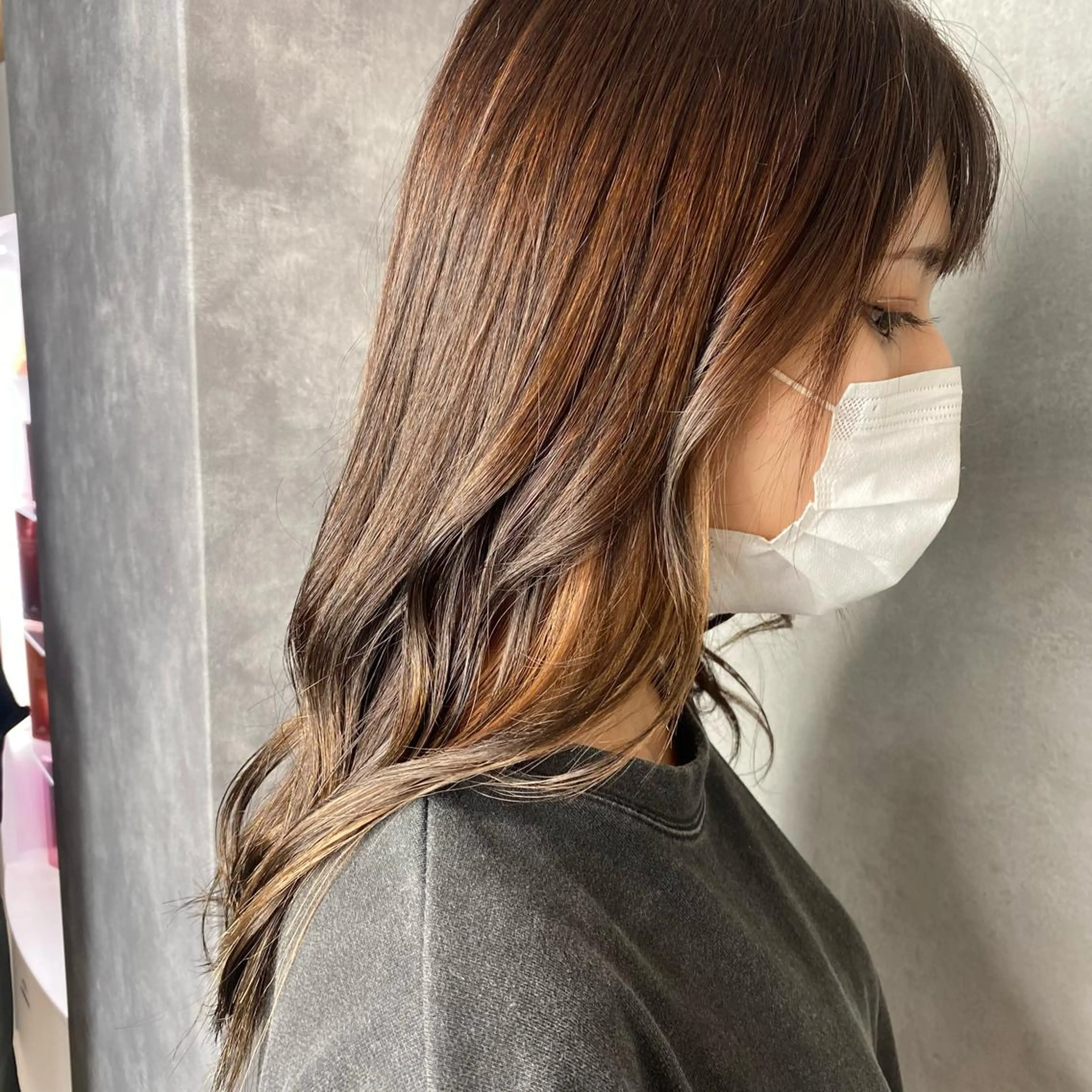 カラー イヤリングカラー まつ毛パーマ専門 茉里のヘアスタイル