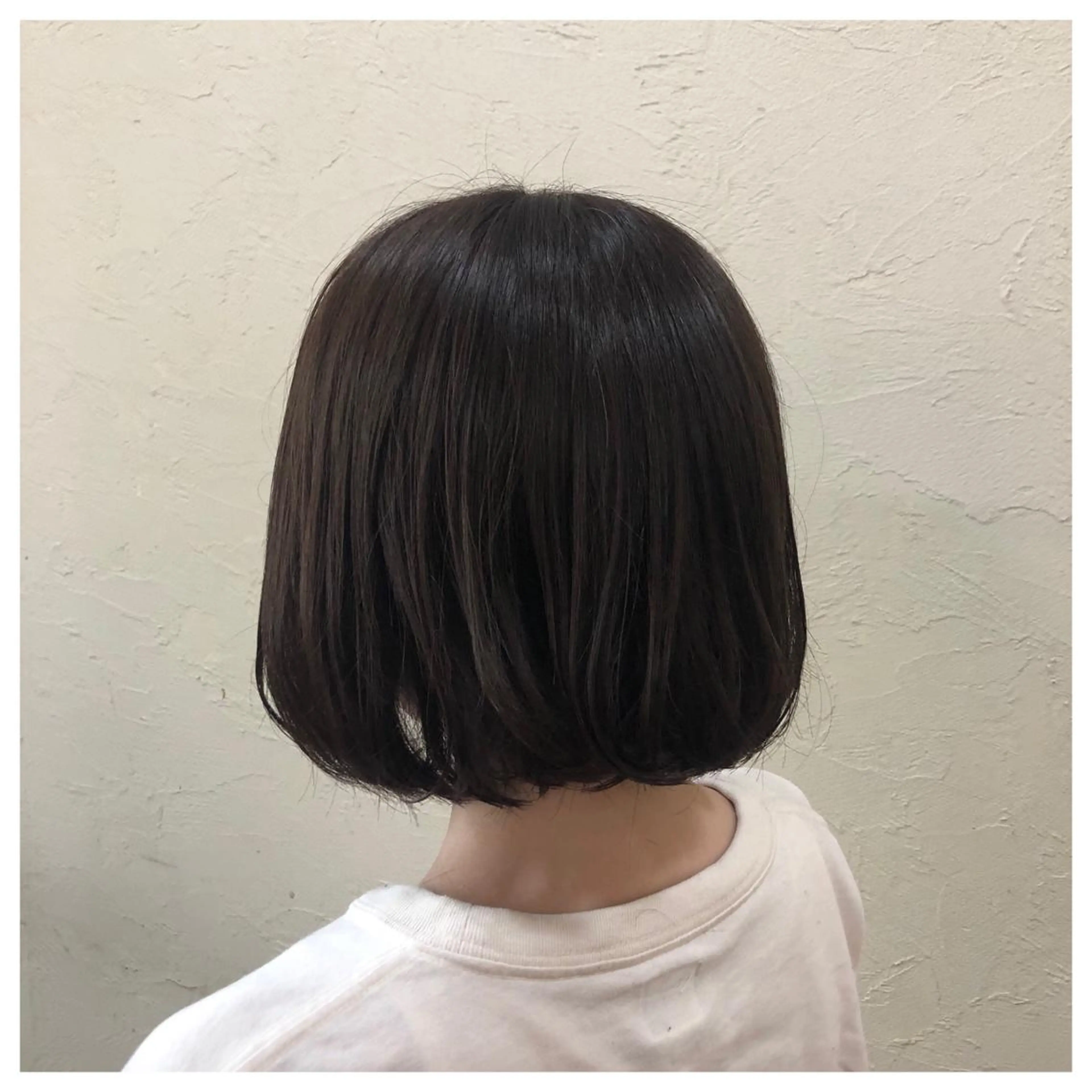 ミディアム カット ENIF ヤマグチアツコのヘアスタイル