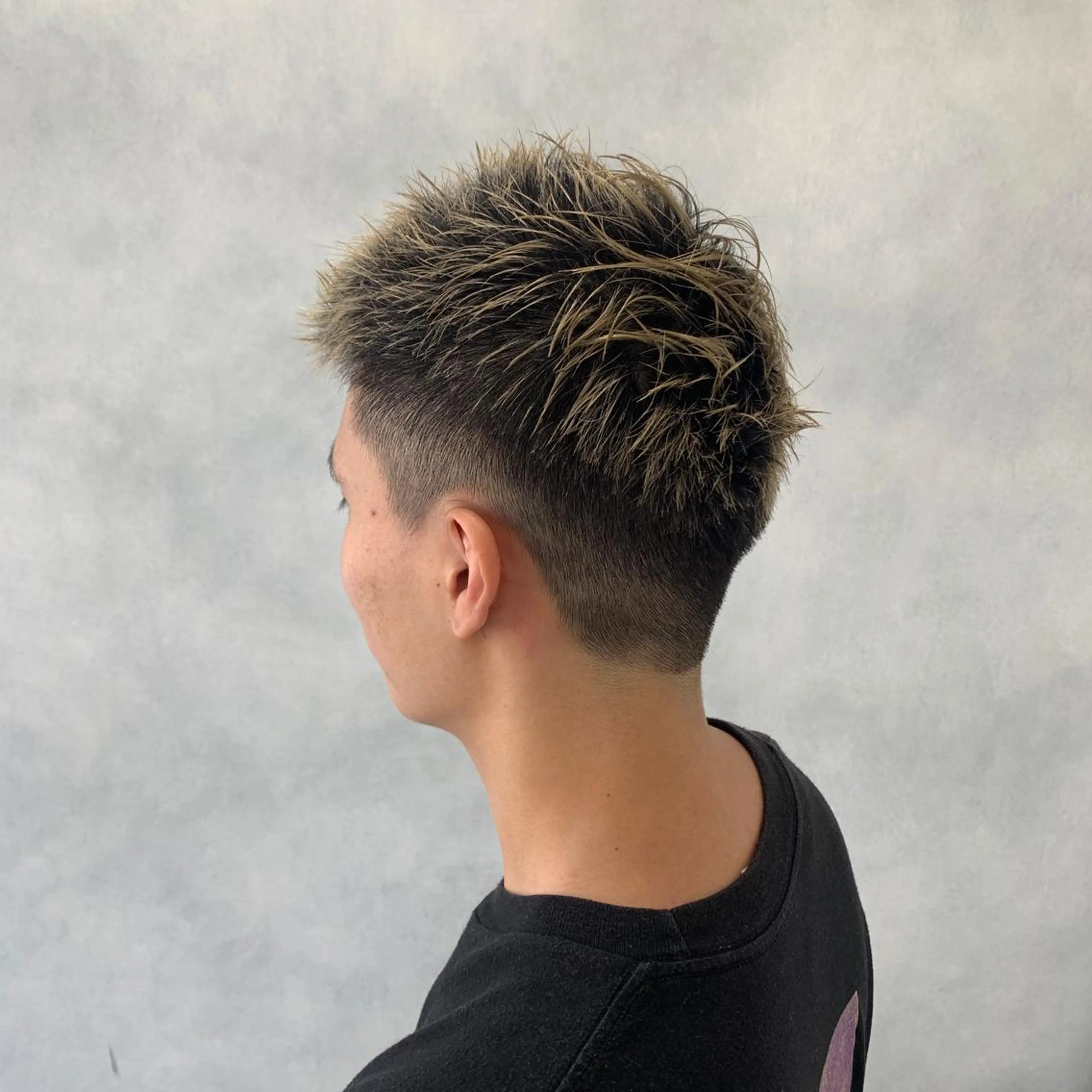 ショート メンズ ショートヘア nameless 心斎橋のヘアスタイル