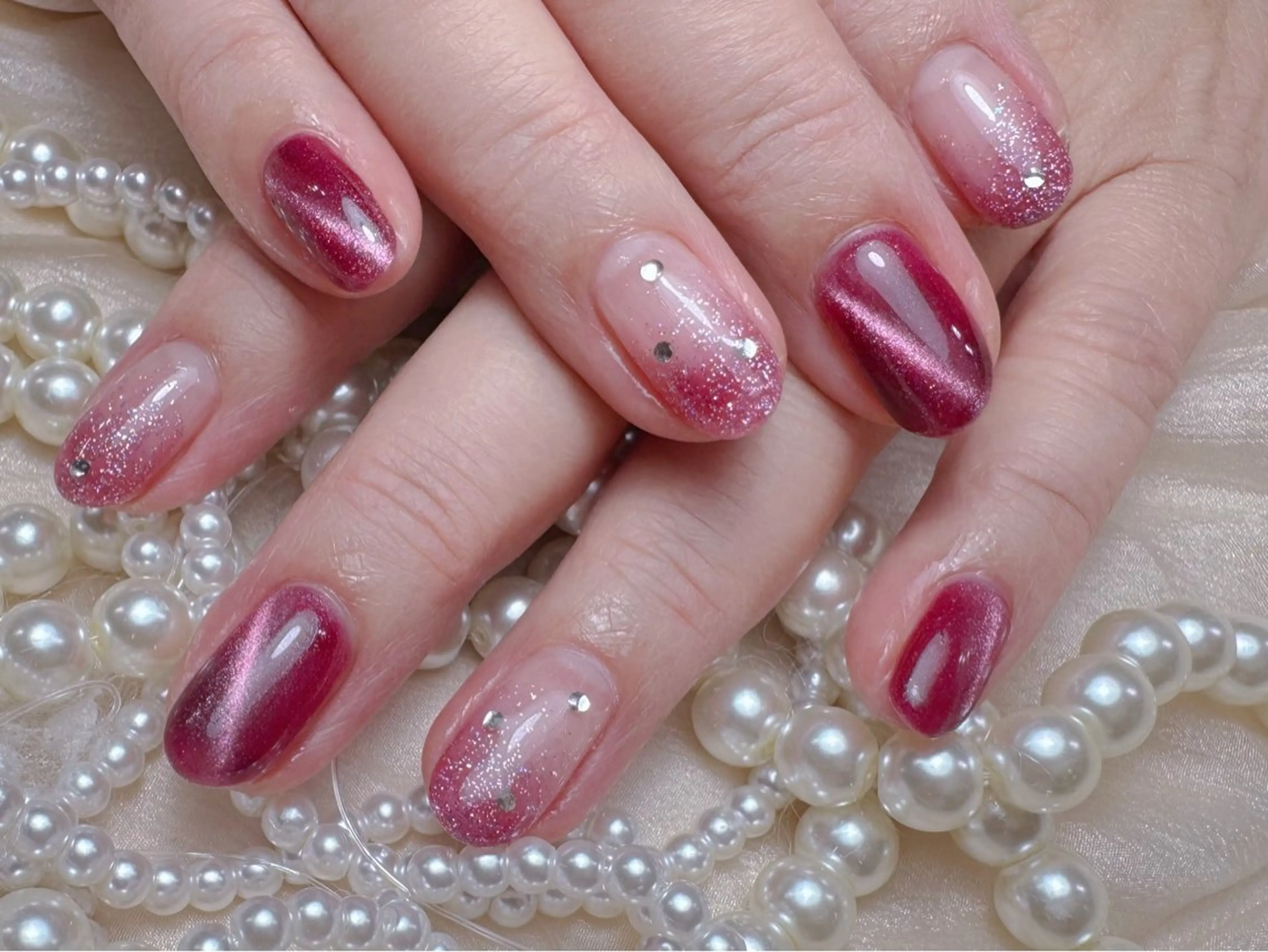 ネイル ハンドネイル マジックミラー所属・マジック ミラーのネイルデザイン