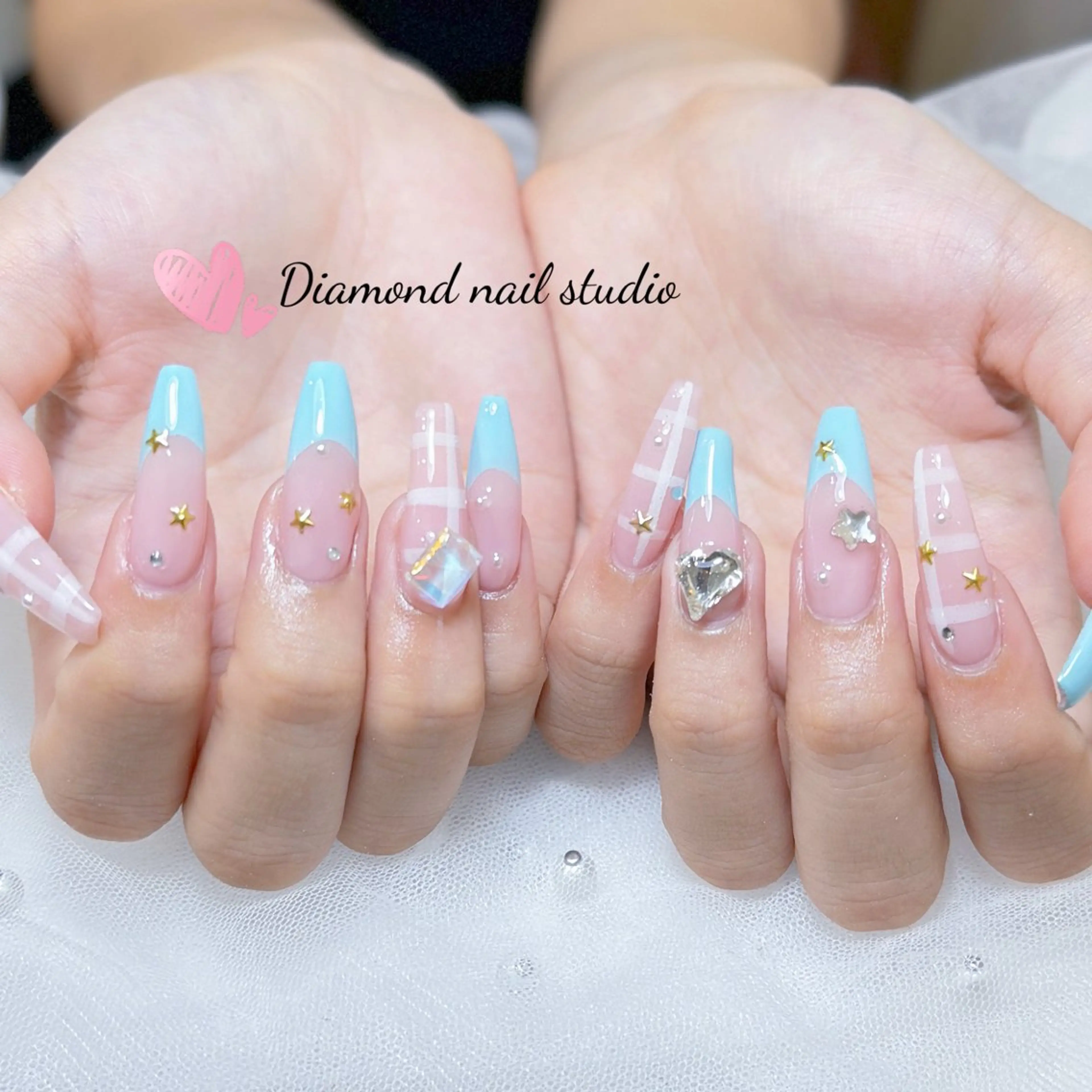 ロング ハンドネイル ハンドケア Mio 🍡のネイルデザイン