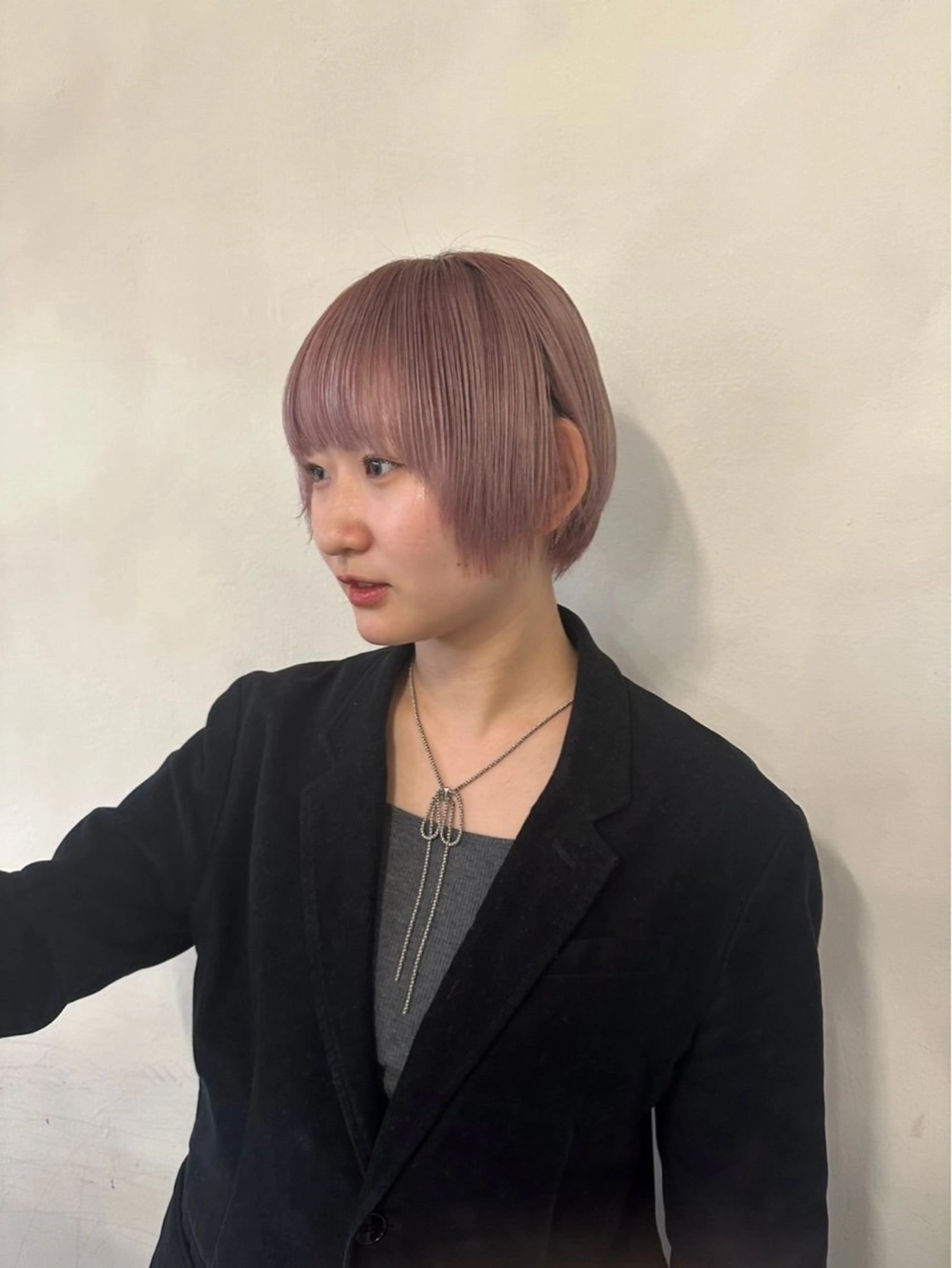 ショート カラー yiye aoyama所属・表参道yiye うららのヘアスタイル