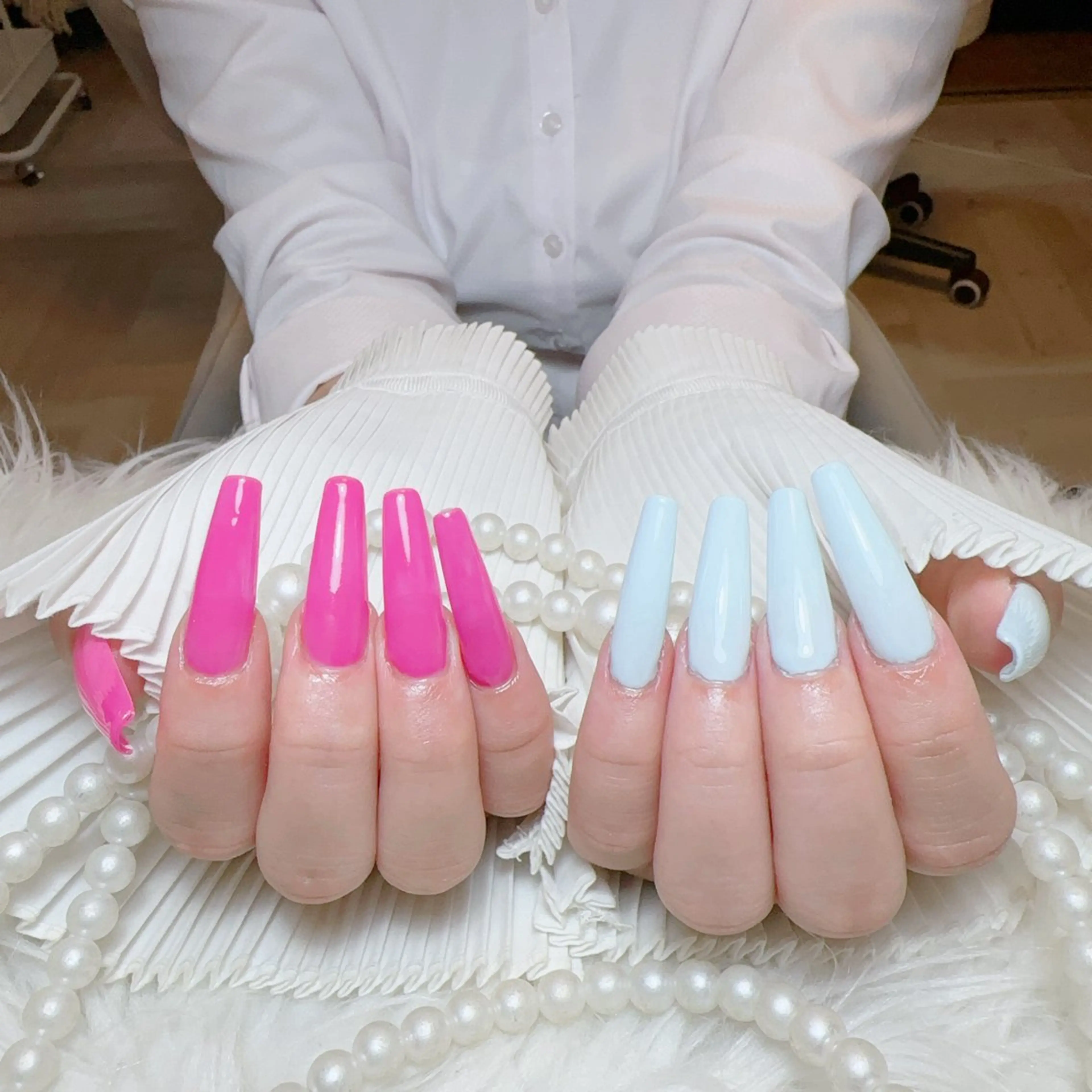 ネイル ハンドネイル ☁️Yun nail KiKi☁️のネイルデザイン