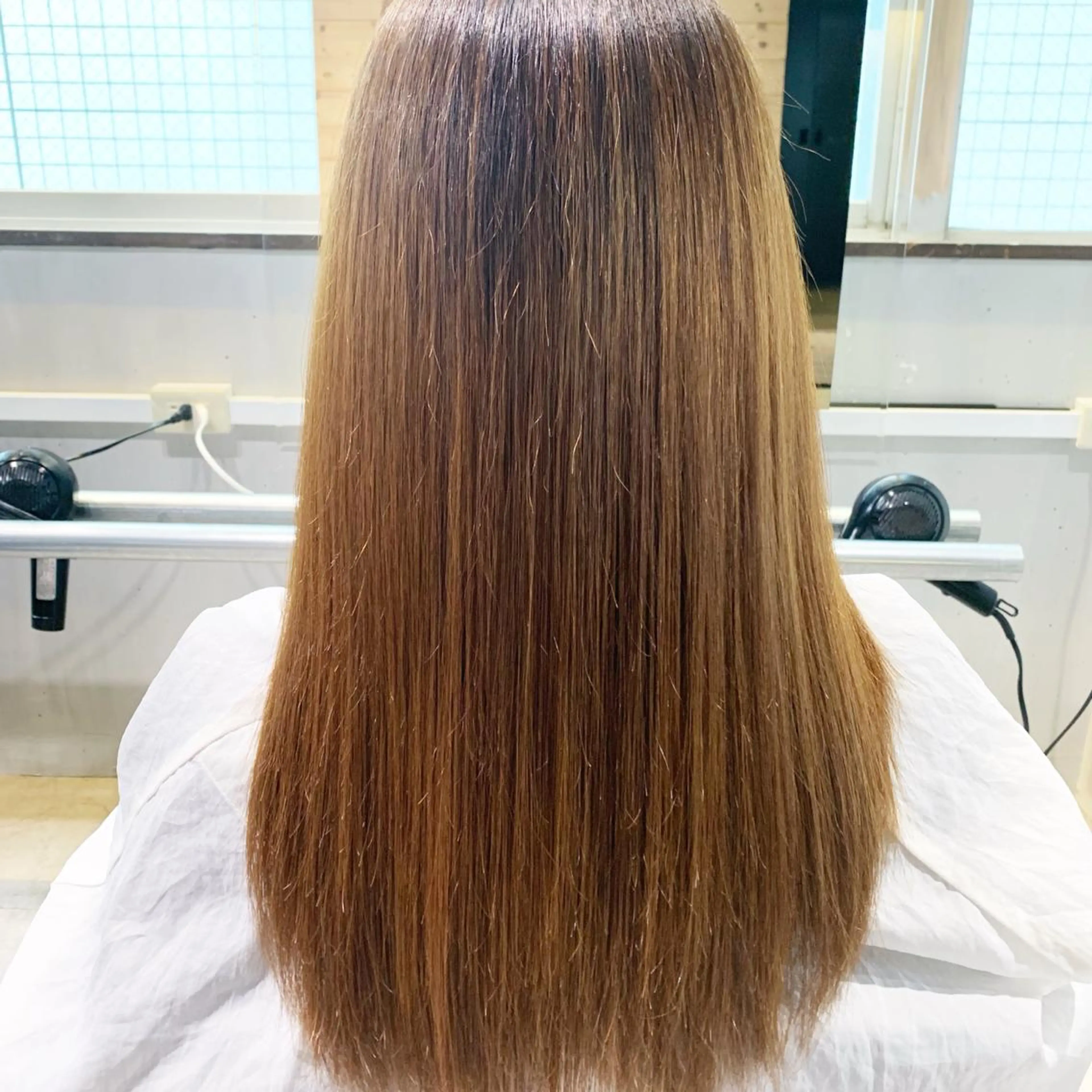 パーマ カット ヘアカラー トリートメント SALOWIN 札幌大通り店所属・🏆ウルフ/レイヤー 指名No.1山口圭佑のヘアスタイル