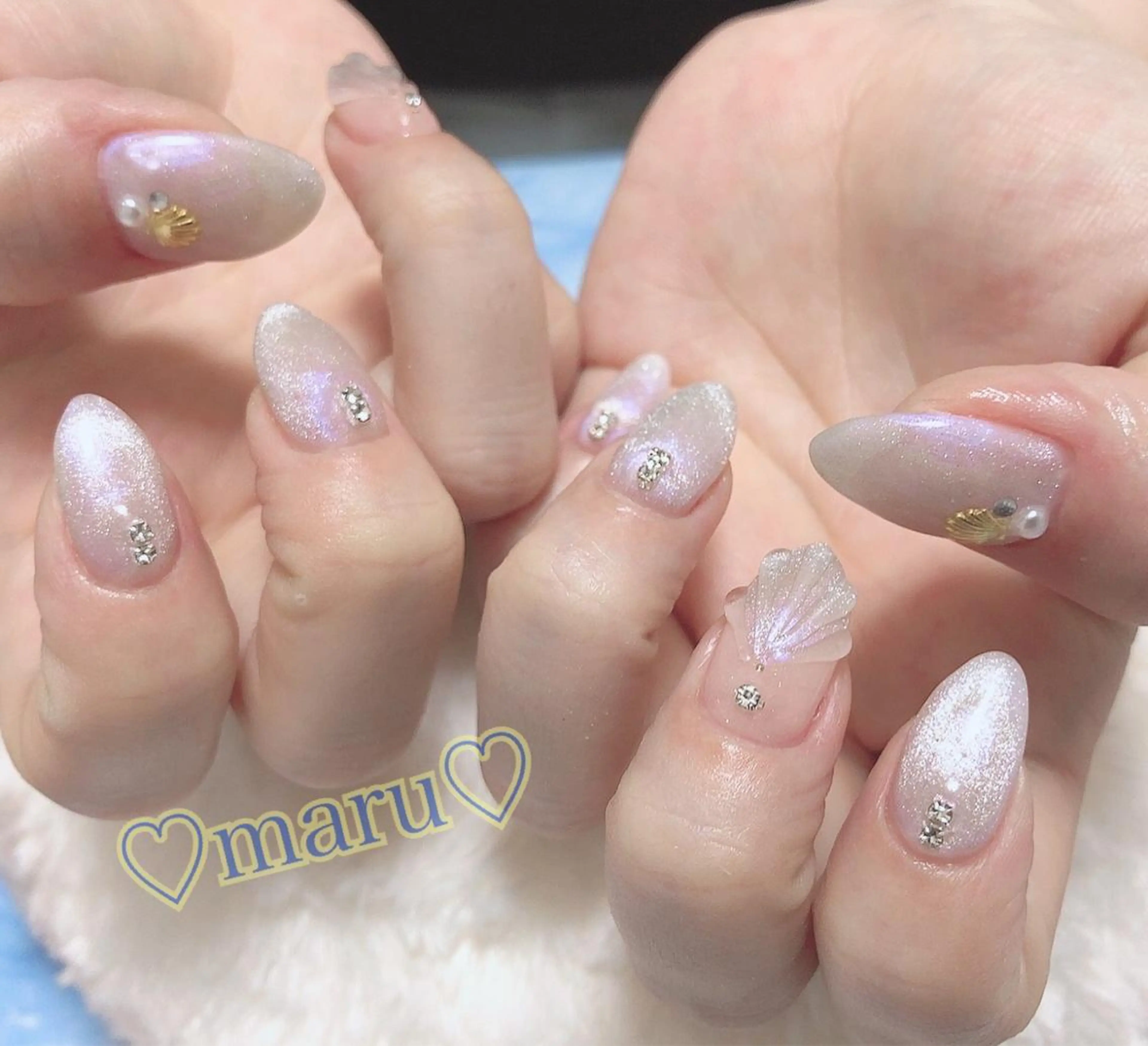 ネイル ハンドネイル フットネイル まるみ♡8/25- 31お休み🙇‍♀️のネイルデザイン