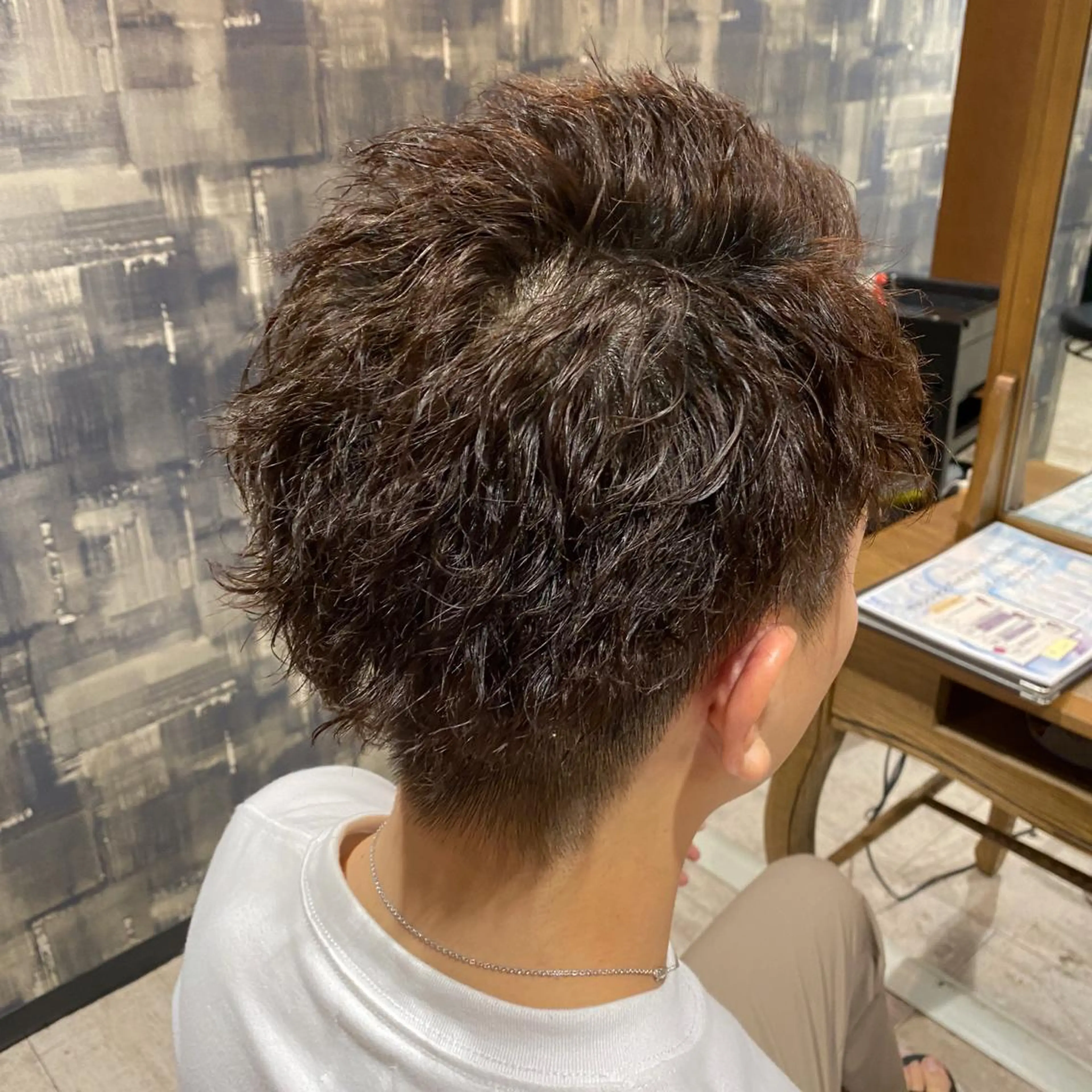 ショート メンズ メンズパーマ メンズツイストパーマ ツイストパーマ カット パーマ qrop所属・柴田 翔太郎のヘアスタイル