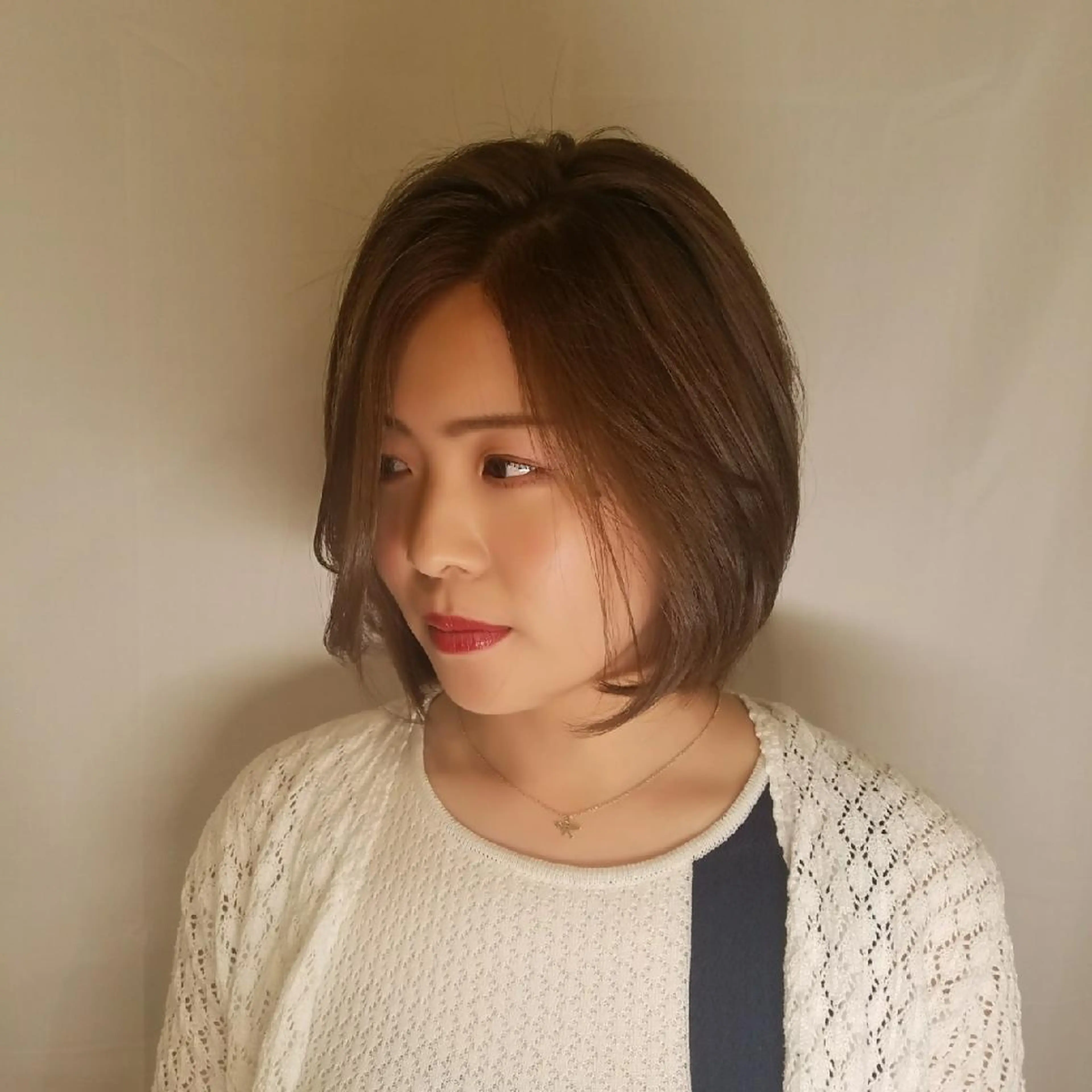 ショート カラー 透明感カラー EMANON名古屋所属・美谷添（ミヤゾエ） まどか大人ヘアサロンのヘアスタイル